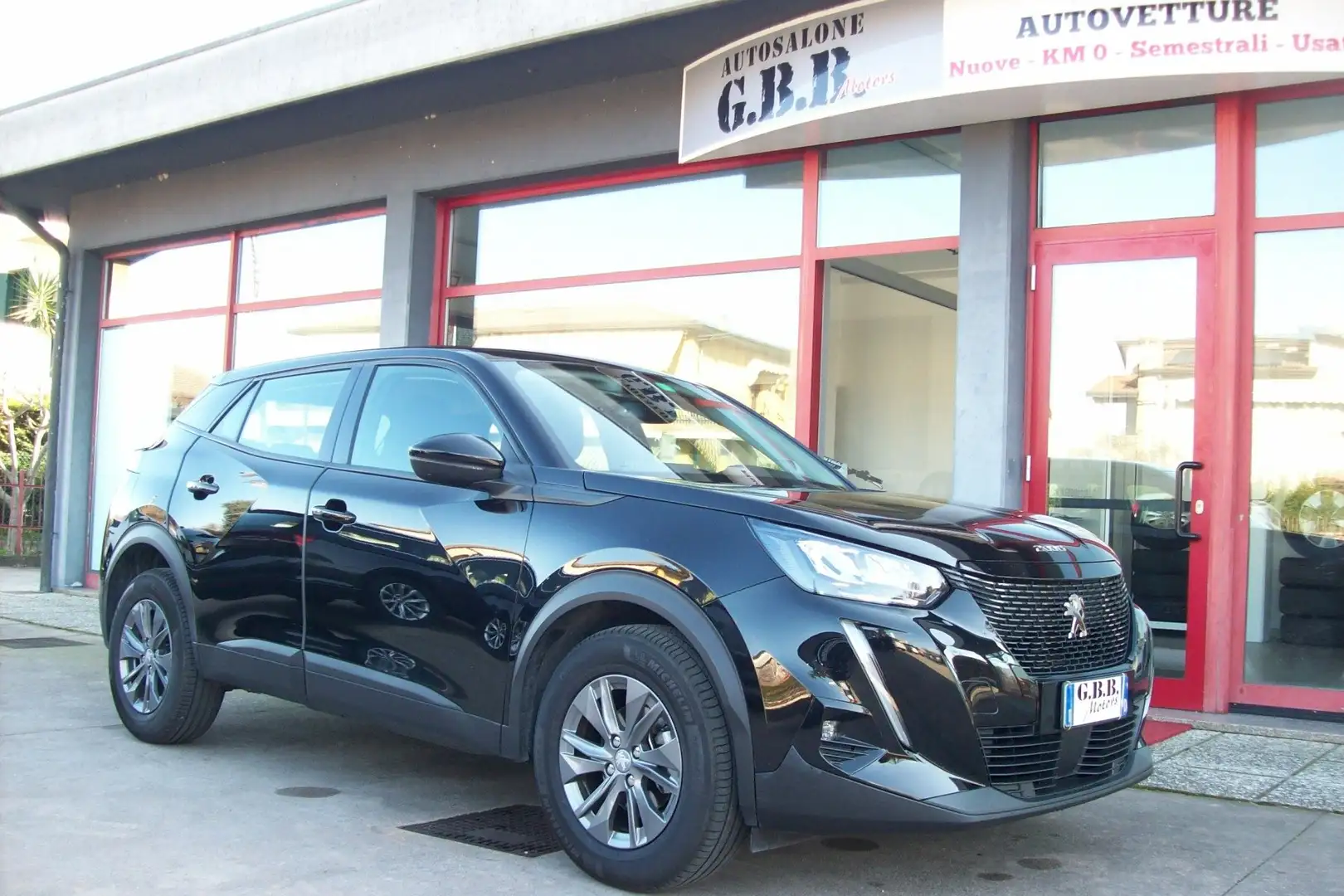 Peugeot 2008 2008 1.2 puretech Active Prezzo Promo!* Schwarz - 1