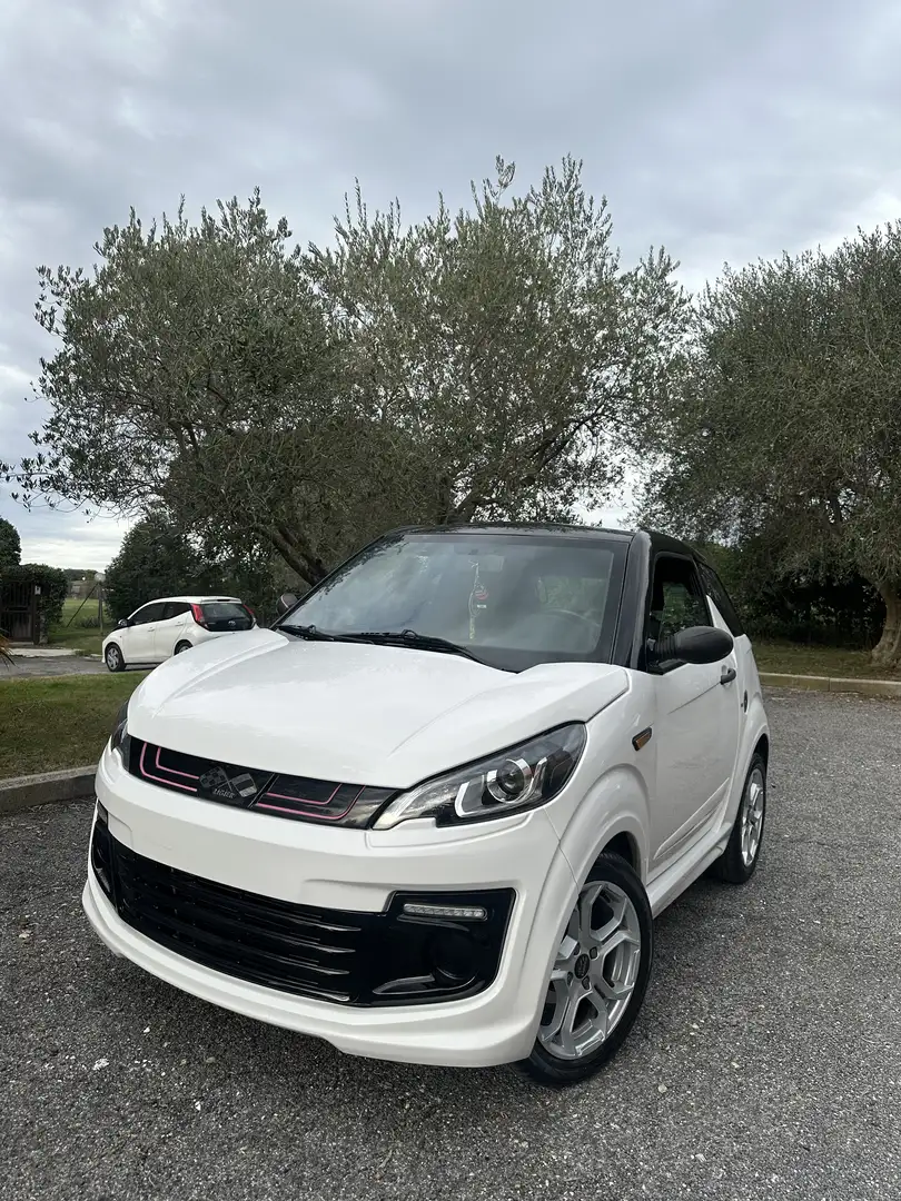 Ligier JS 50 young - 1