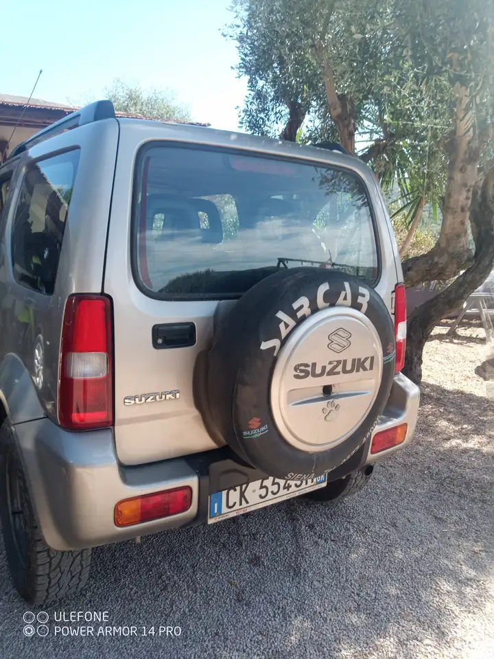 Suzuki Jimny 2006, foto 1