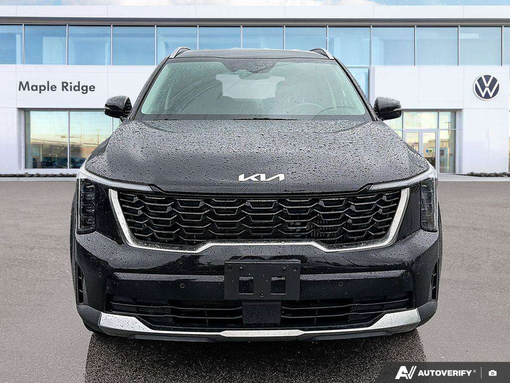 used 2025 Kia Sorento car, priced at $34,648