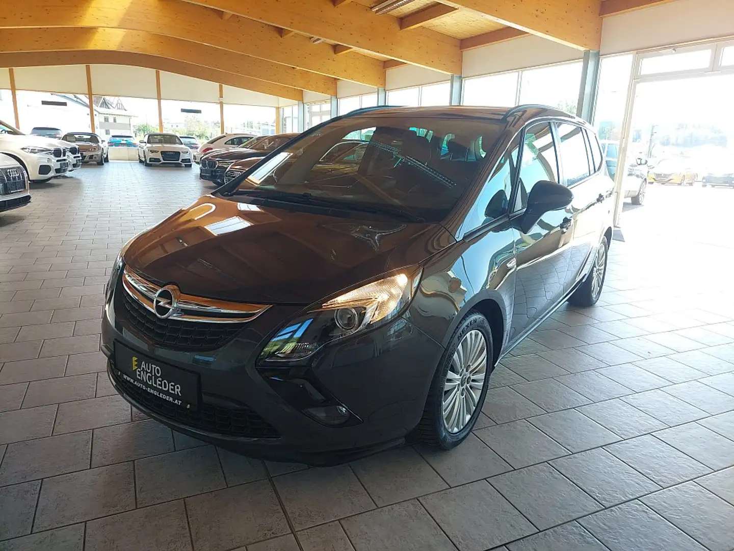 Opel Zafira Tourer 1,4 Turbo ecoflex Österreich Ed. Start/Stop Grijs - 2