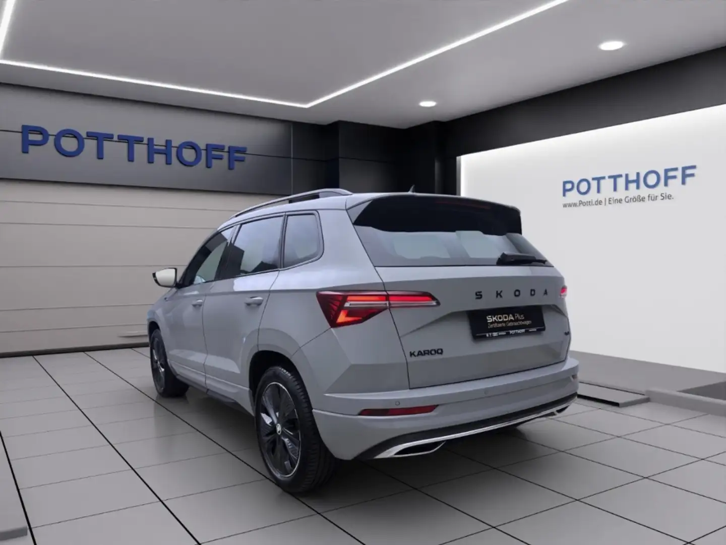 Skoda Karoq 2.0 TSI DSG 4x4 SPORTLINE MATRIX SITZHZG PDC Grau - 2