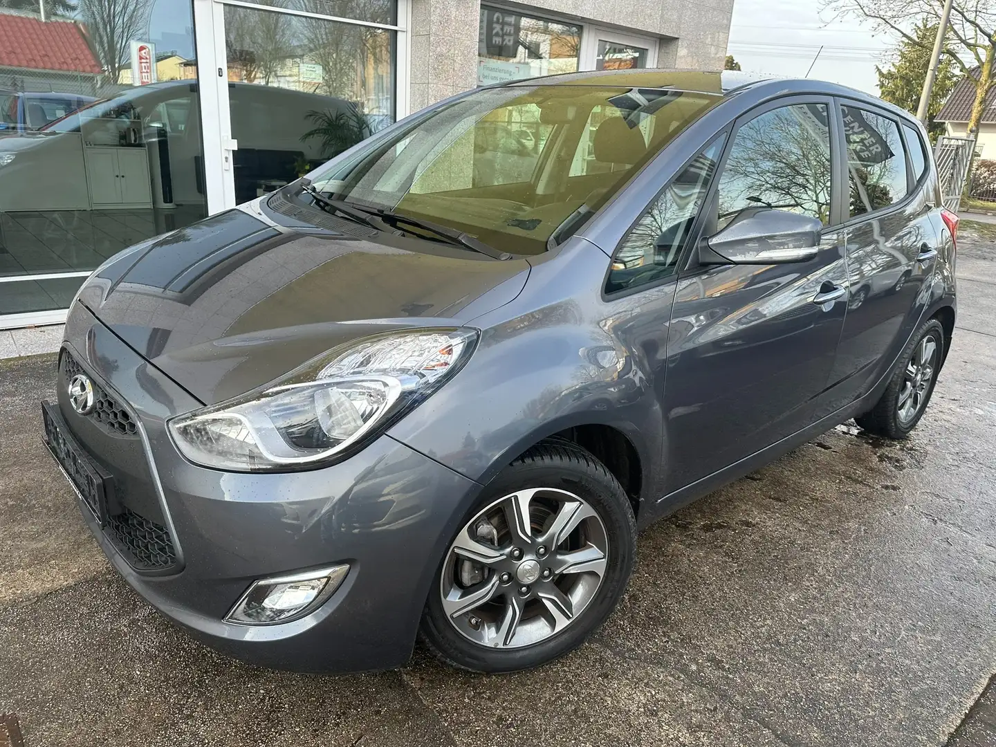 Hyundai iX20 ix20 1.4 blue Classic Gris - 1