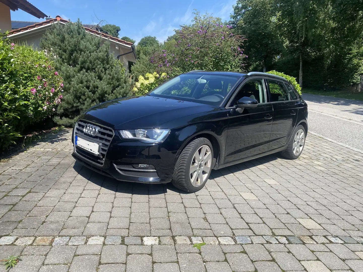 Audi A3 Audi A3 Sportback – sportlich & sparsam Schwarz - 1
