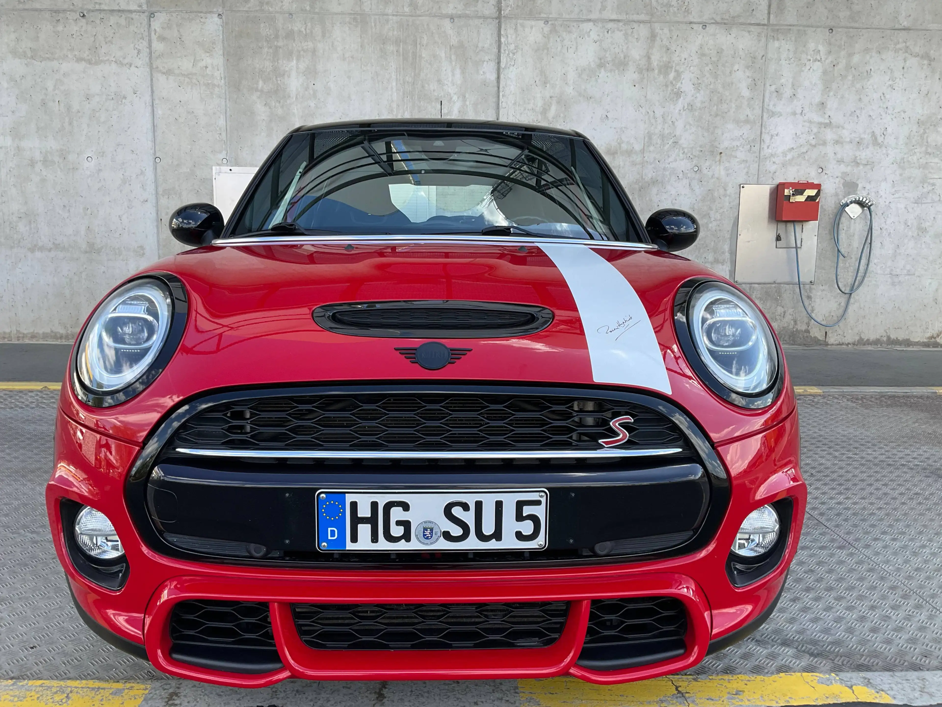 MINI Cooper S 7-G Automatik JCW Works Paket+Sitze LM 18" autom. Parkassistent Max Ausstattung 5-trg — photo 2