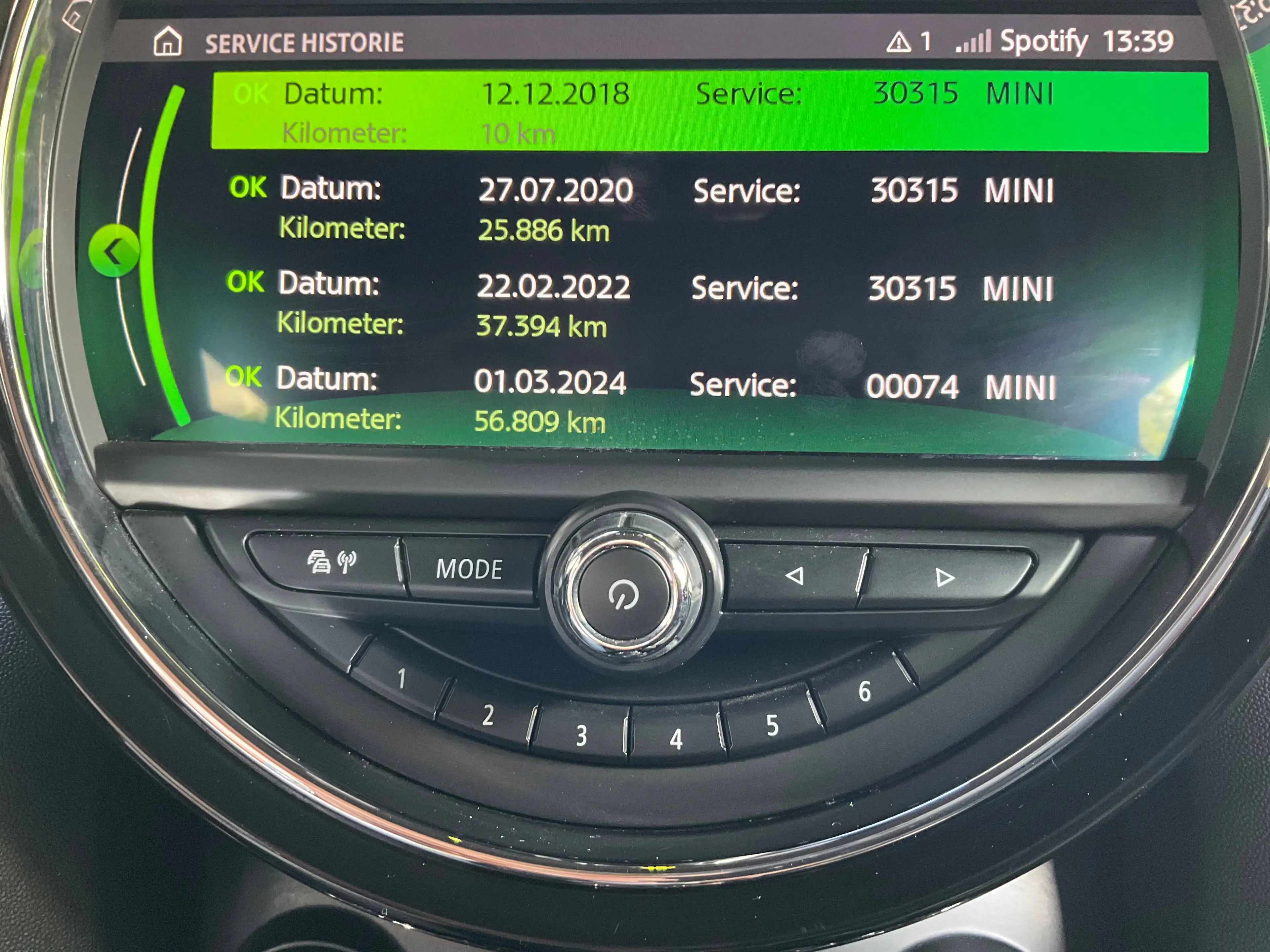 MINI Cooper S 7-G Automatik JCW Works Paket+Sitze LM 18" autom. Parkassistent Max Ausstattung 5-trg — photo 32