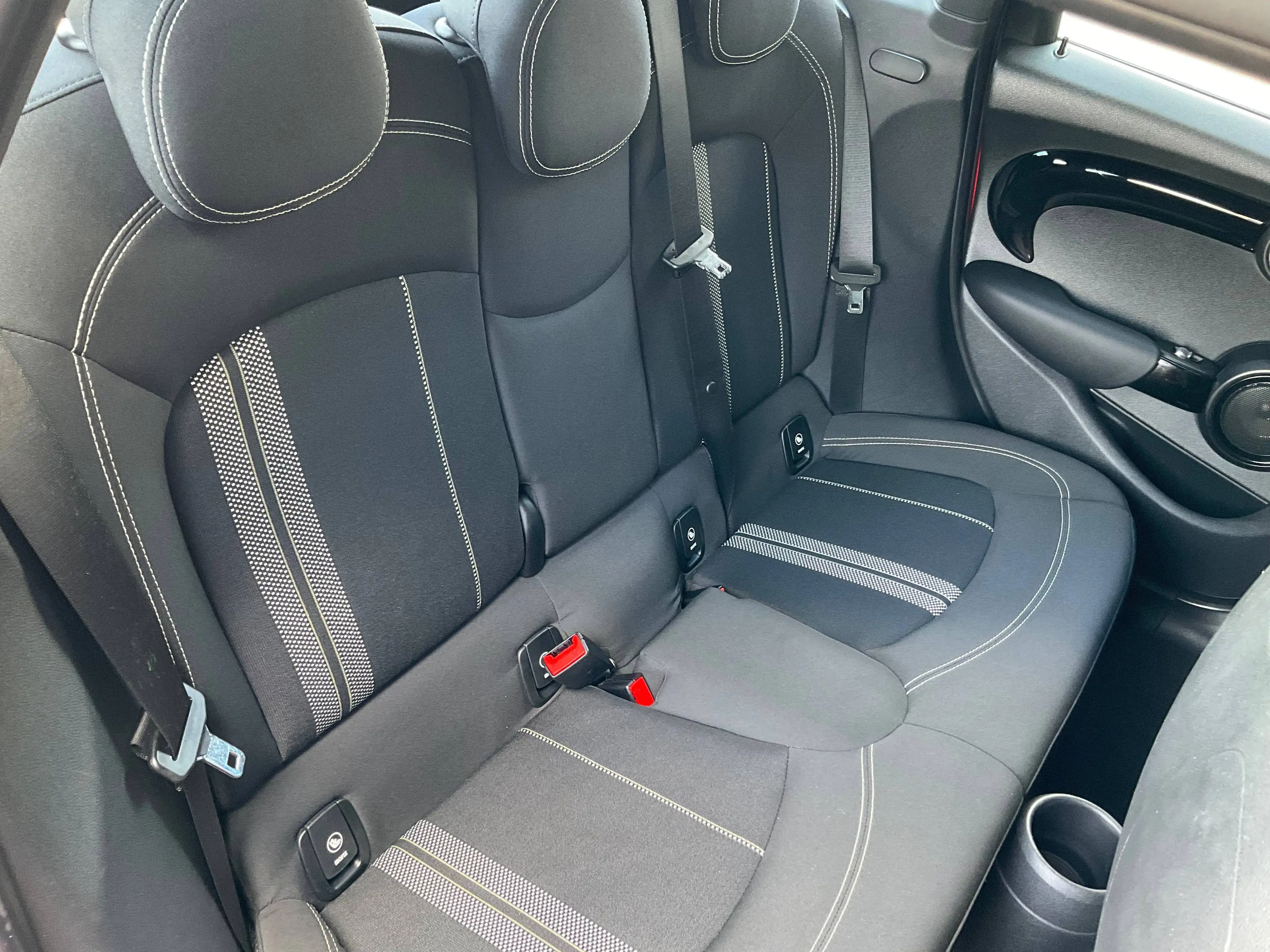 MINI Cooper S 7-G Automatik JCW Works Paket+Sitze LM 18" autom. Parkassistent Max Ausstattung 5-trg — photo 20