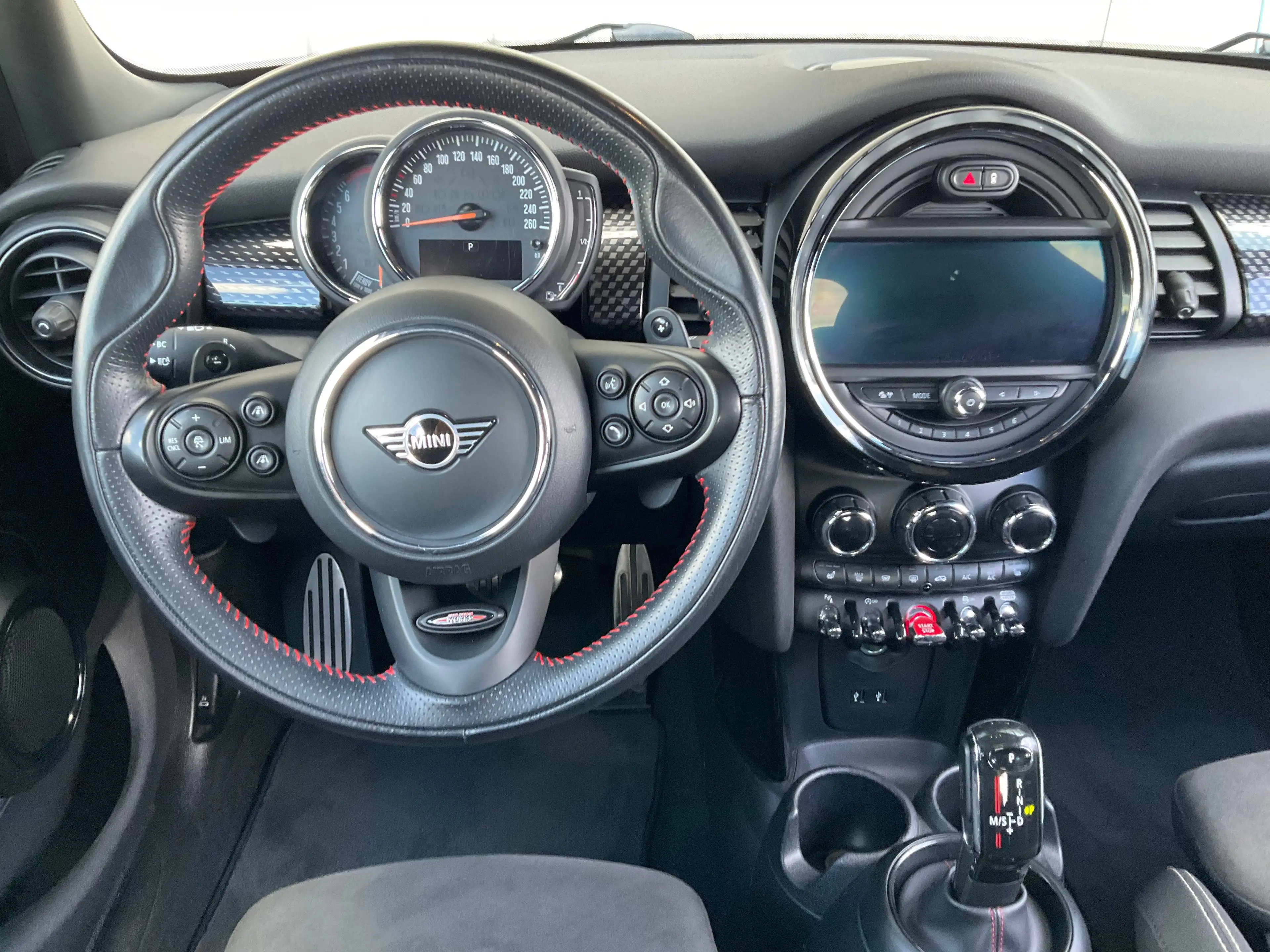 MINI Cooper S 7-G Automatik JCW Works Paket+Sitze LM 18" autom. Parkassistent Max Ausstattung 5-trg — photo 25