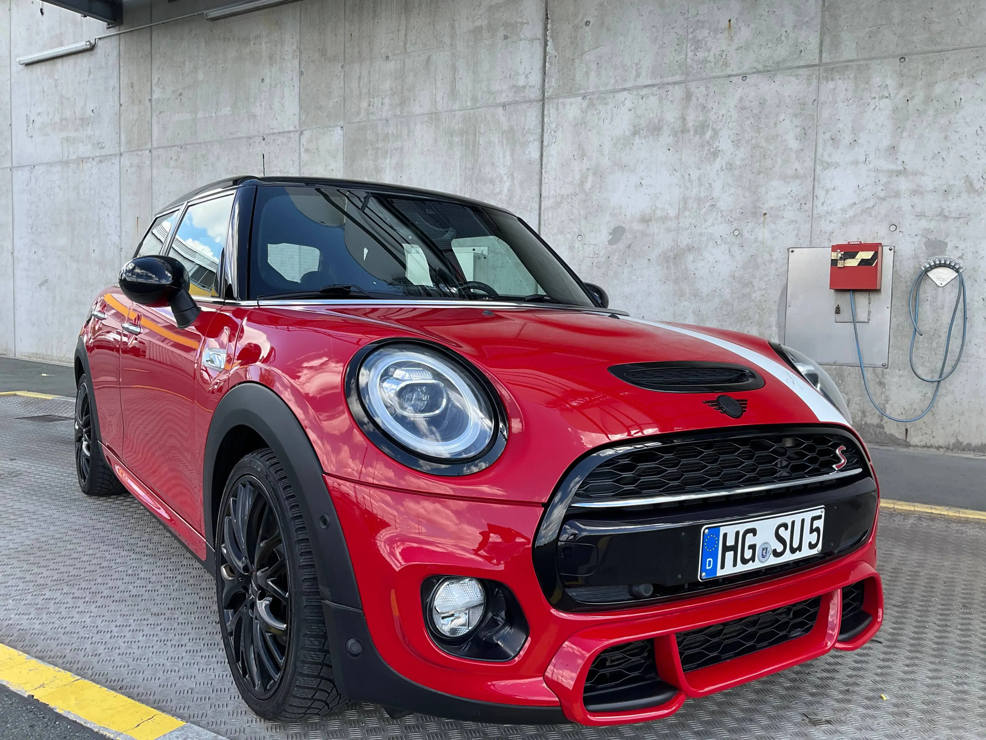 MINI Cooper S 7-G Automatik JCW Works Paket+Sitze LM 18" autom. Parkassistent Max Ausstattung 5-trg — photo 5