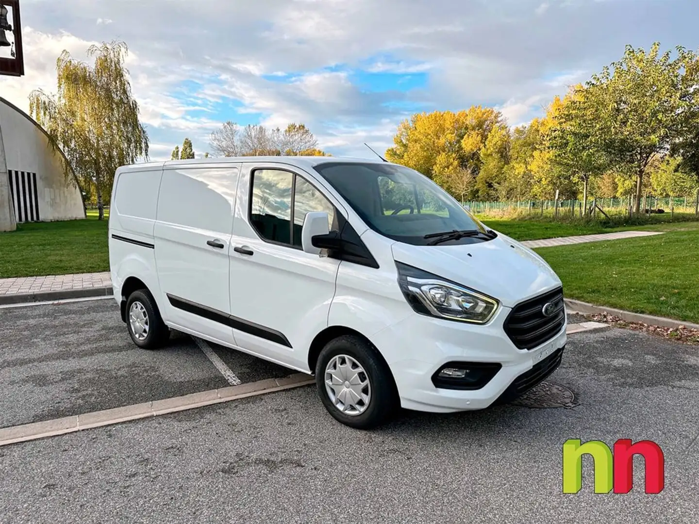 Ford Transit Custom Van 2.0 TDCI 125kW 280 L1 MHEV Limited Weiß - 2