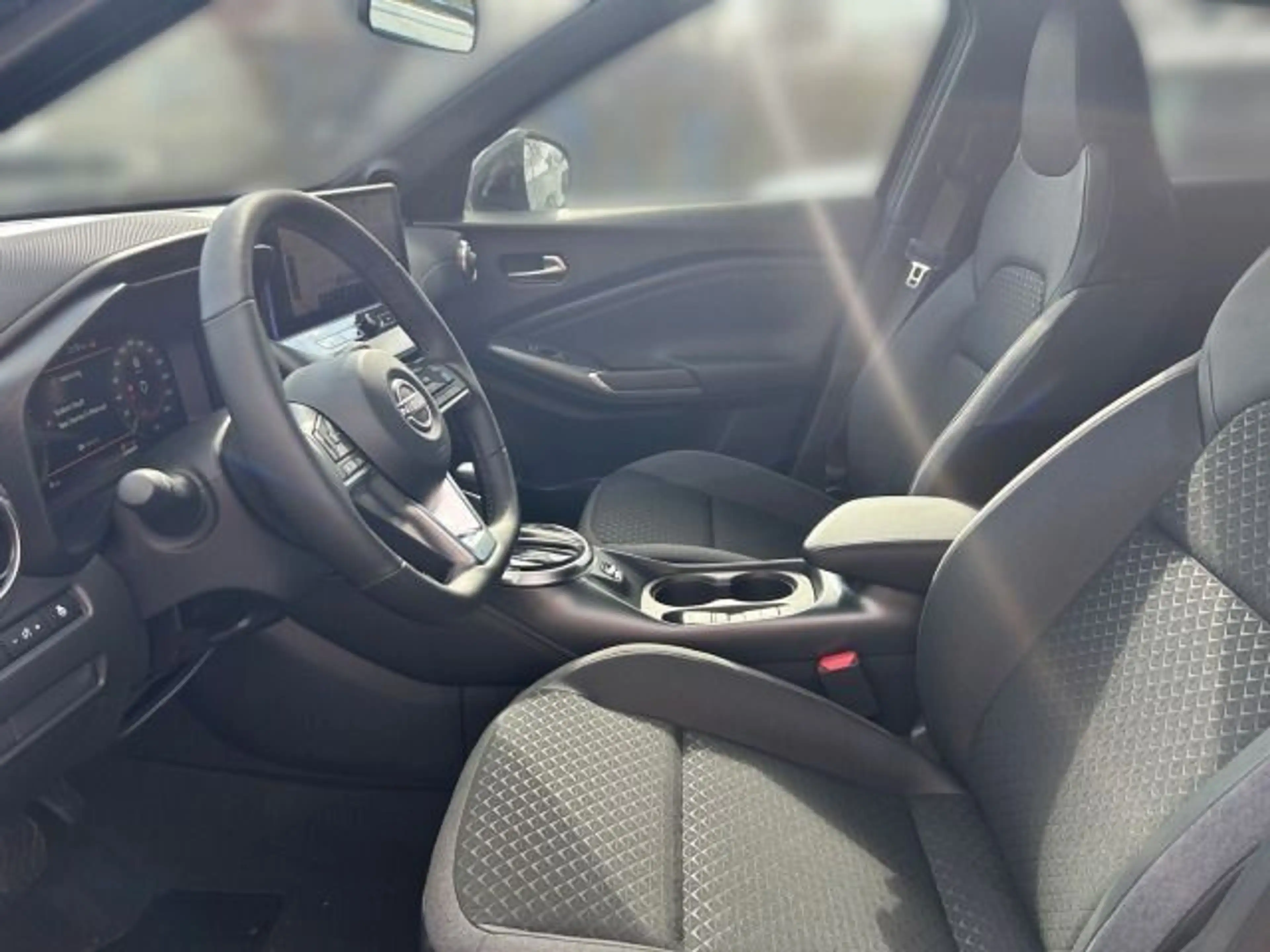 Nissan Juke 1.6 Hybrid N-Connecta CarPlay*LED*Winterp. — photo 7