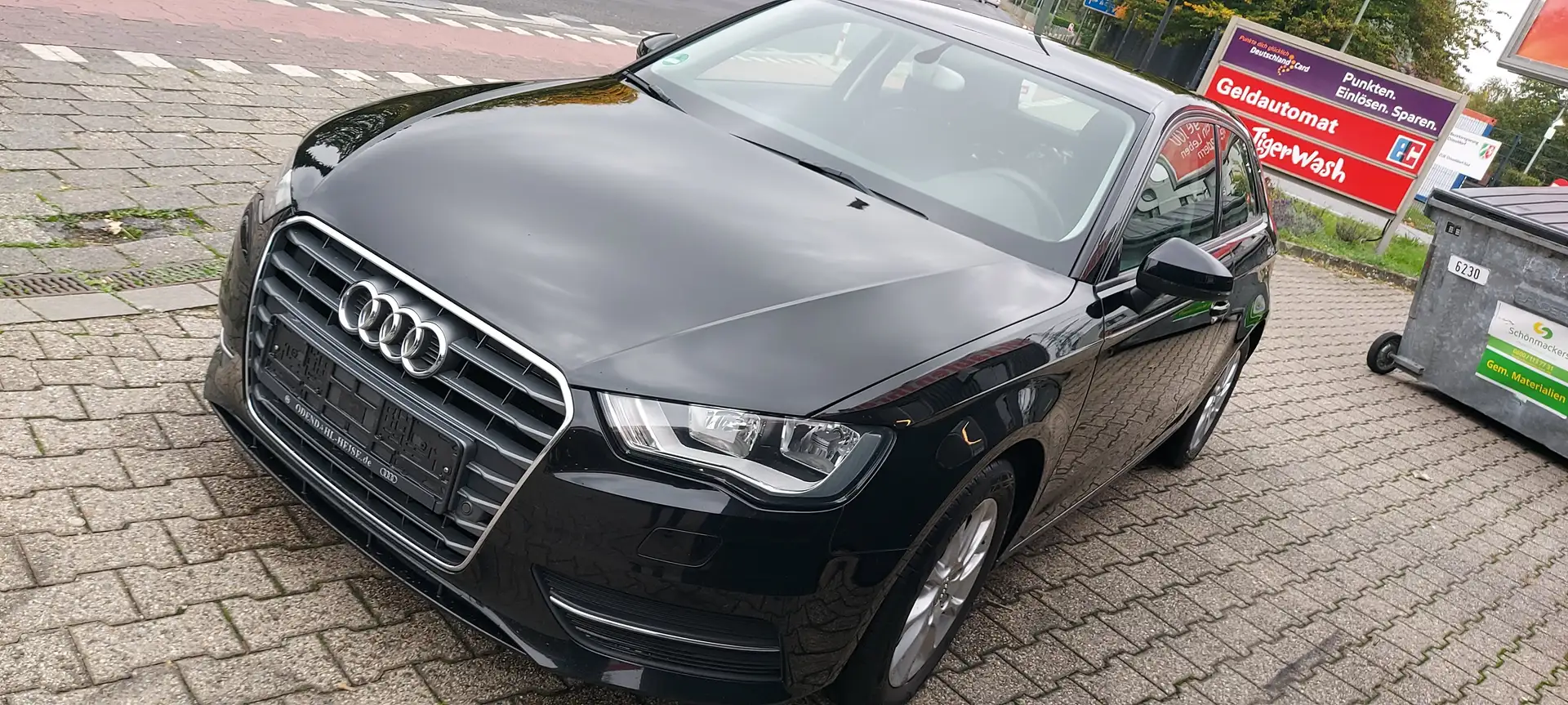 Audi A3 attraction ultra,***2Hand,Automatik,Tüv Neu*** Schwarz - 2