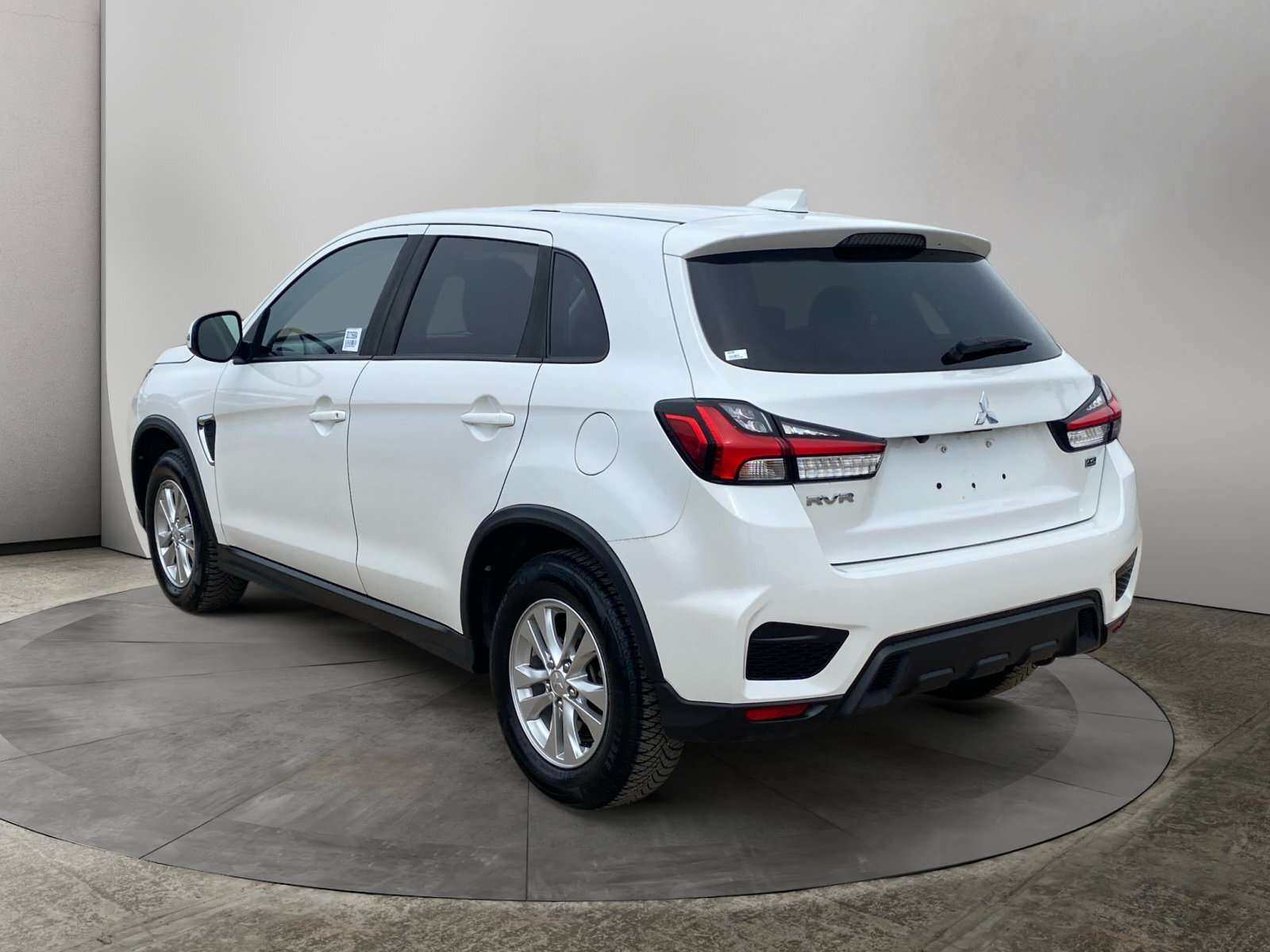 2021 Mitsubishi RVR SE — снимка 1
