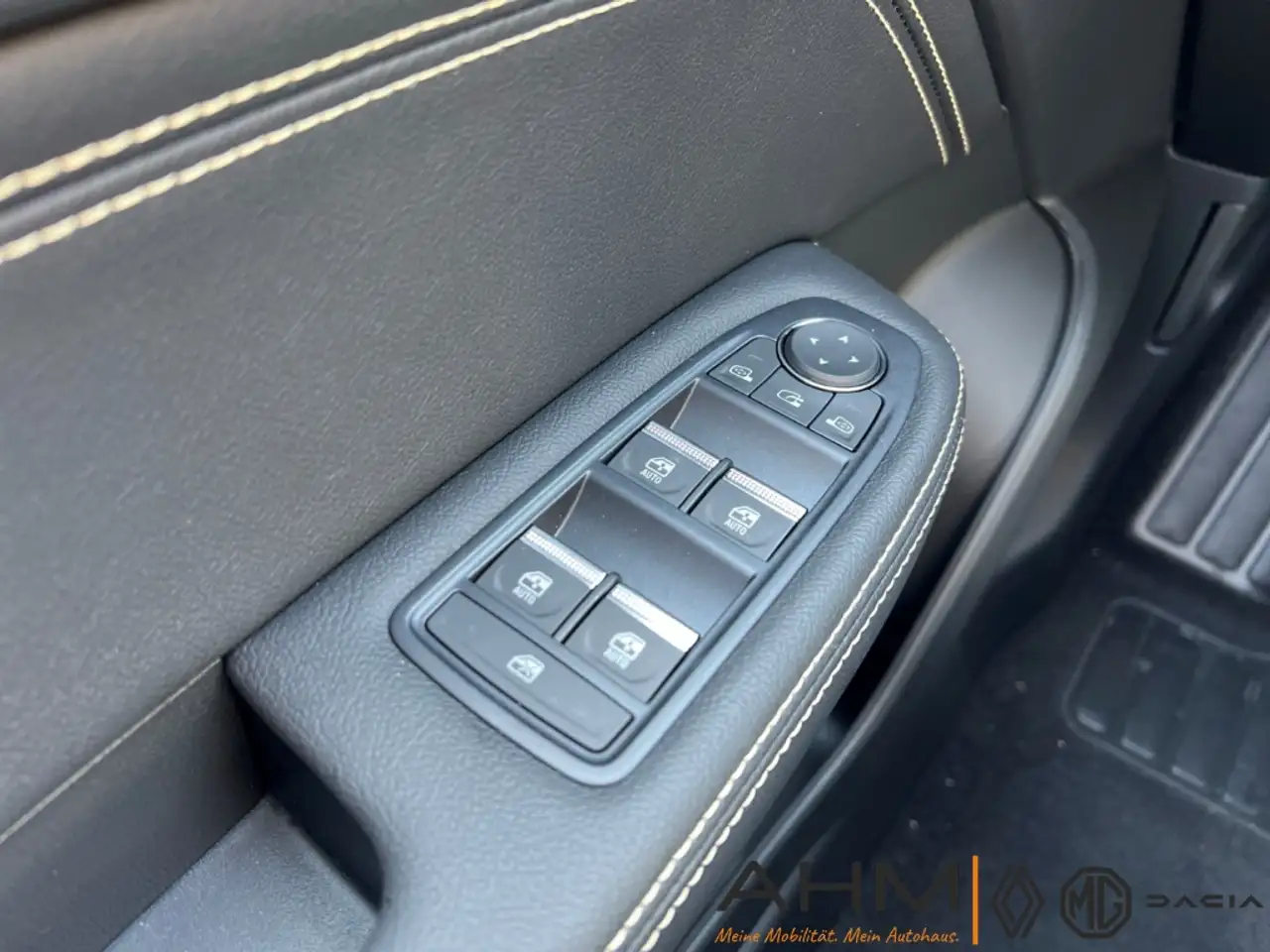 Renault Arkana Techno Hybrid 145 Navi Digitales Cockpit LED ACC A 23