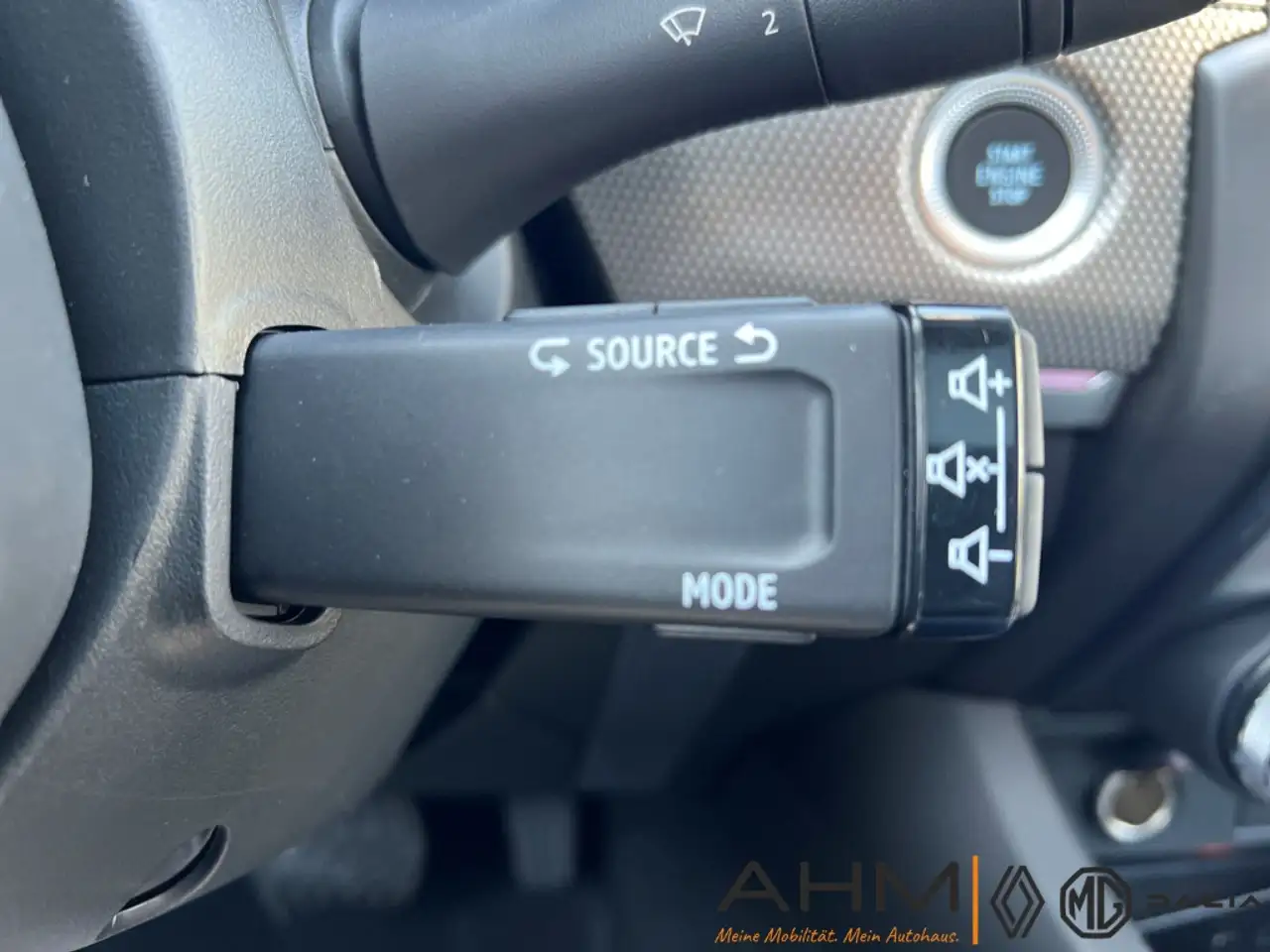 Renault Arkana Techno Hybrid 145 Navi Digitales Cockpit LED ACC A 25
