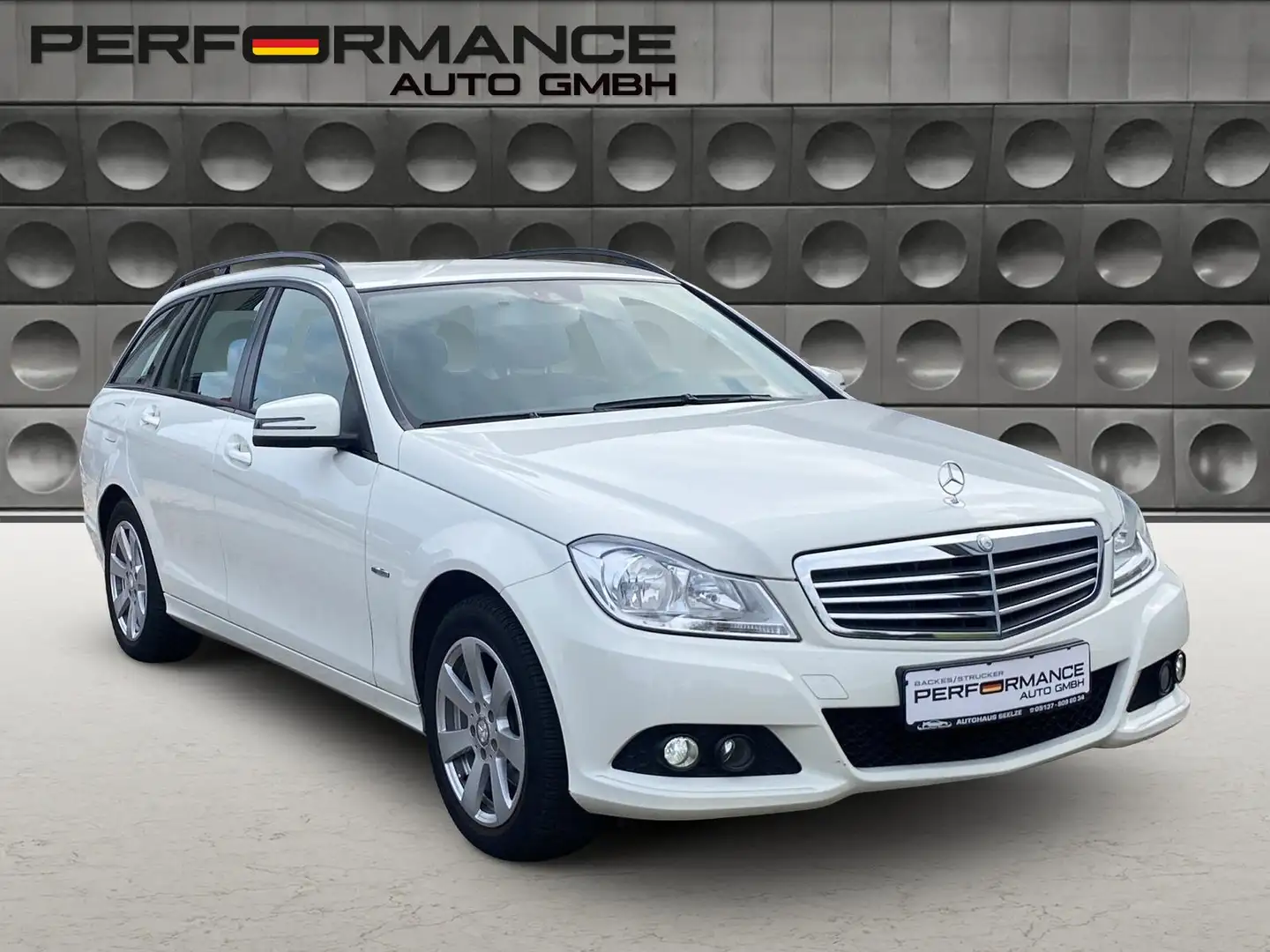 Mercedes-Benz C 200 2.1 CDI AHK PDC Sitzh Navi Bianco - 1