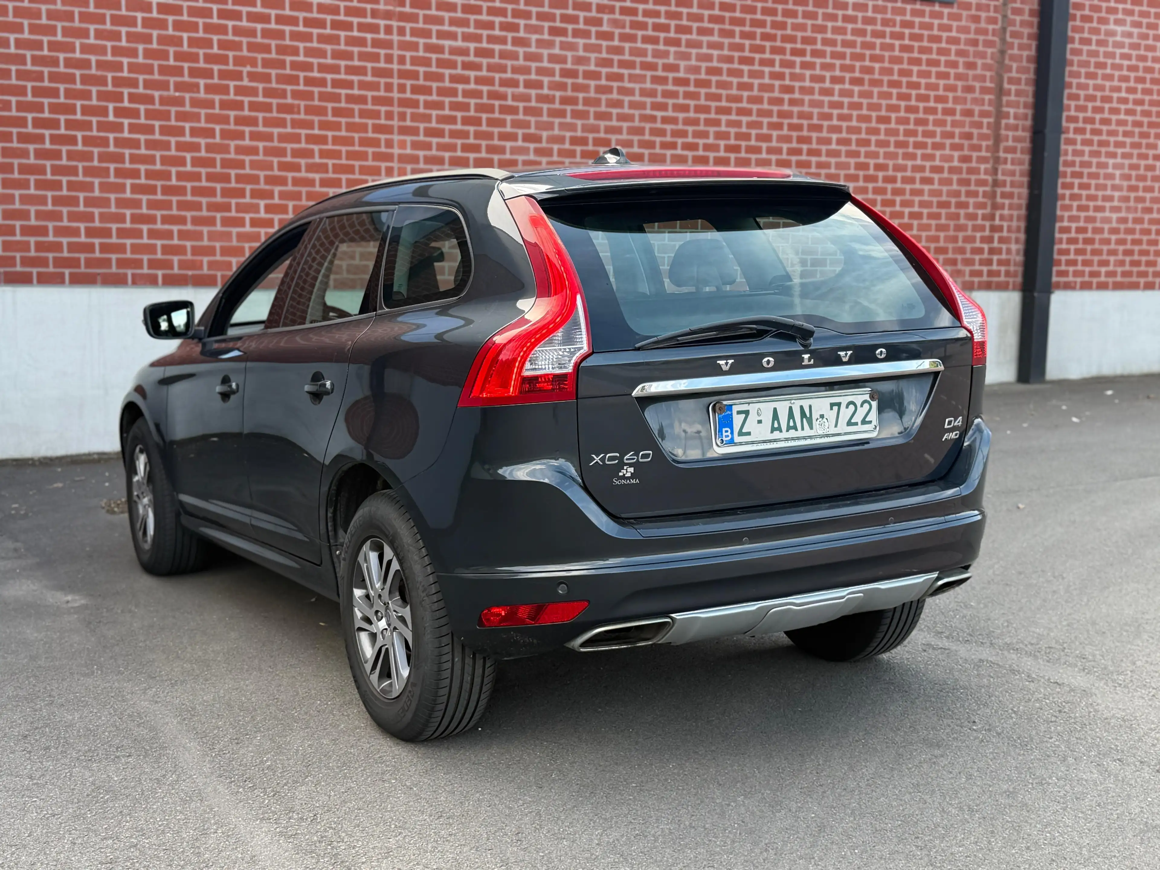 Volvo XC60 XC60 2.0 D4 Kinetic Geartronic — photo 8
