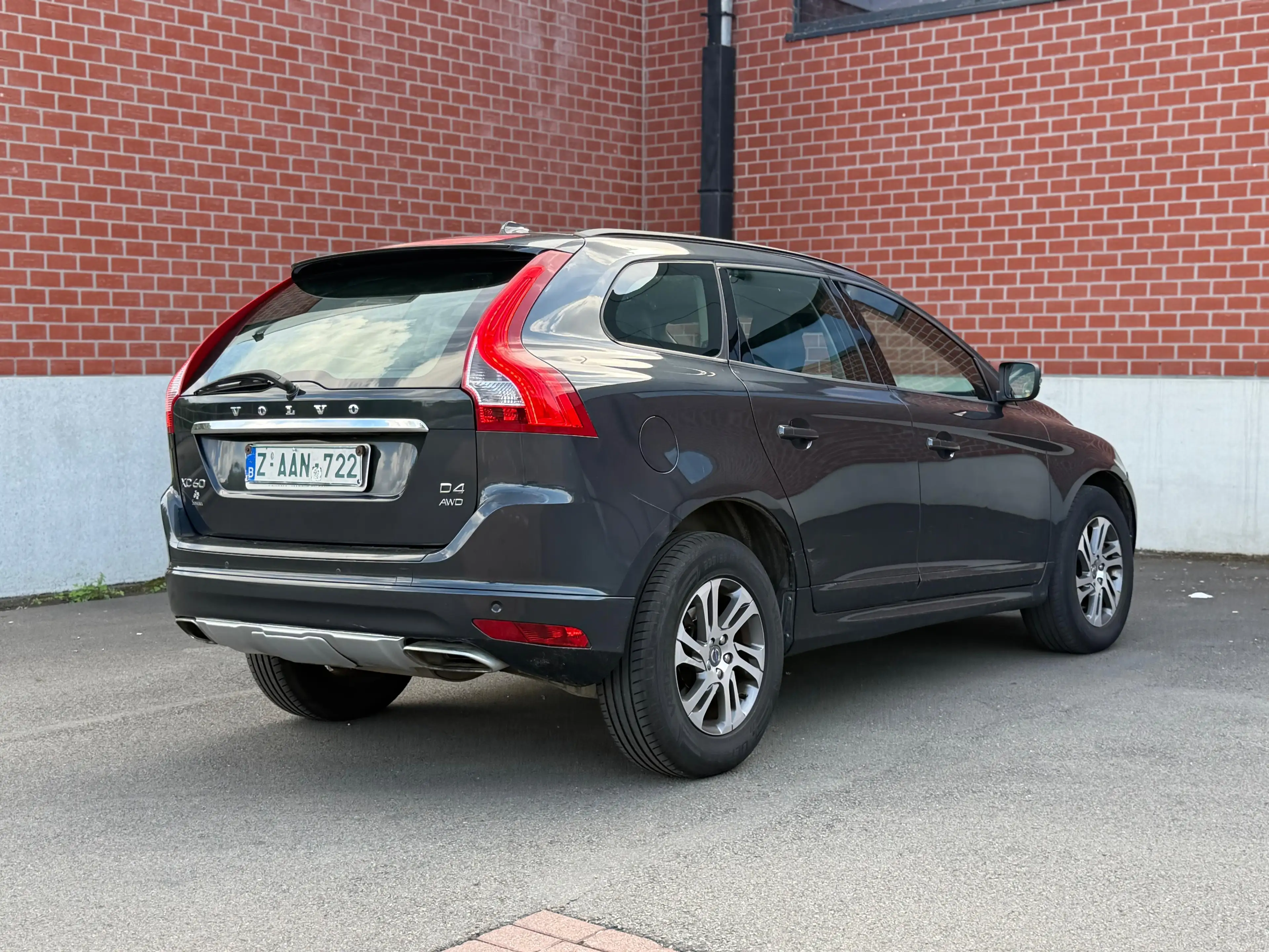 Volvo XC60 XC60 2.0 D4 Kinetic Geartronic — photo 7