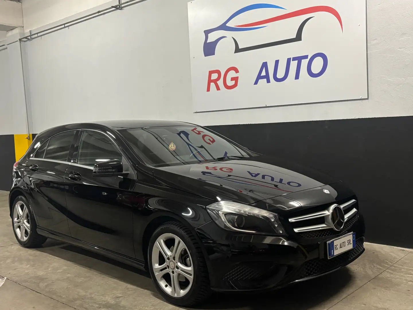 Mercedes-Benz A 180 Classe A - W176 cdi (be) Sport Noir - 1