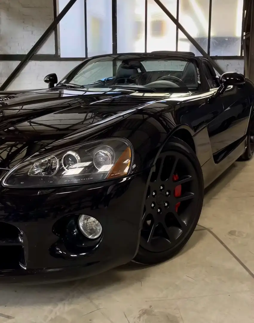 Dodge Viper - SRT 10 - Sidepipes - 8.3 V10 - Schwarz - 2