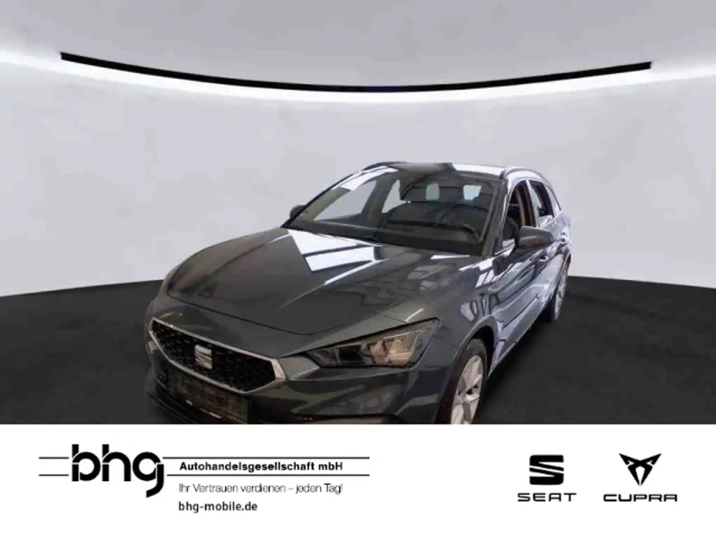 SEAT Leon Sportstourer 2.0 TDI DSG Style Grau - 1