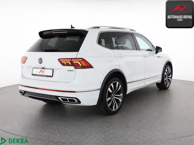 Volkswagen Tiguan Allspace view 5