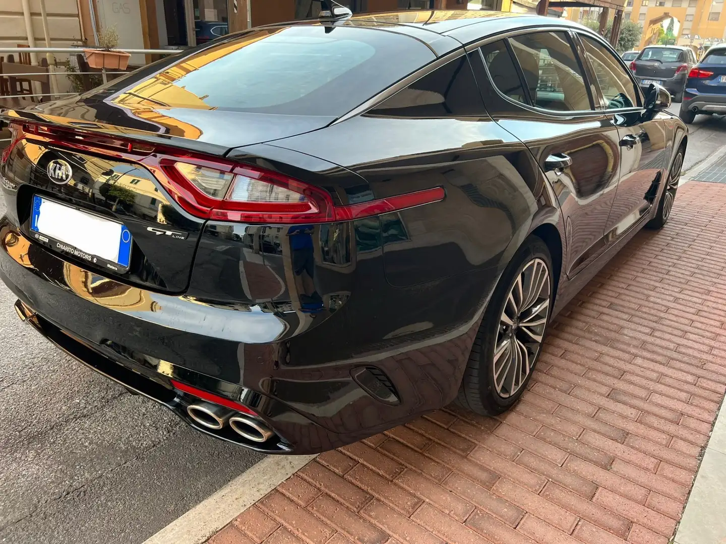 Kia Stinger 2.2 crdi GT Line rwd 200cv auto Schwarz - 2