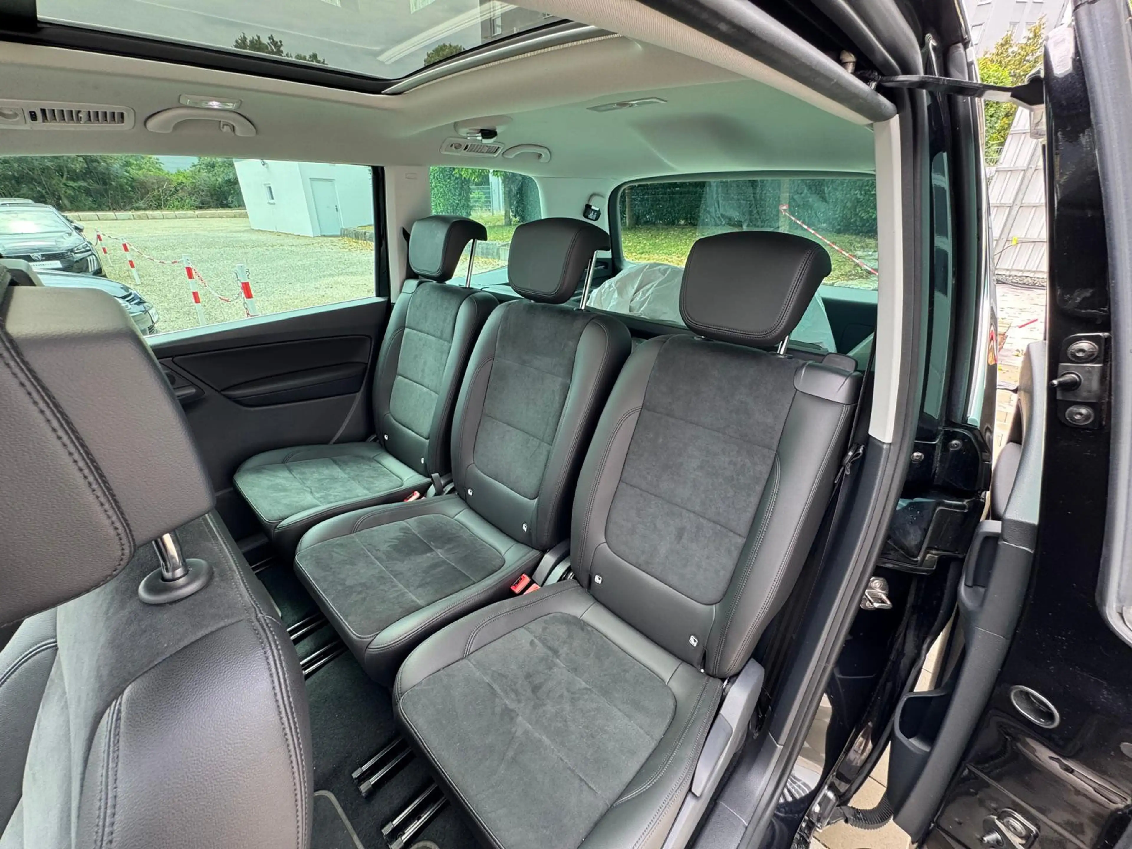 Volkswagen Sharan Highline BMT Start-Stopp — photo 10
