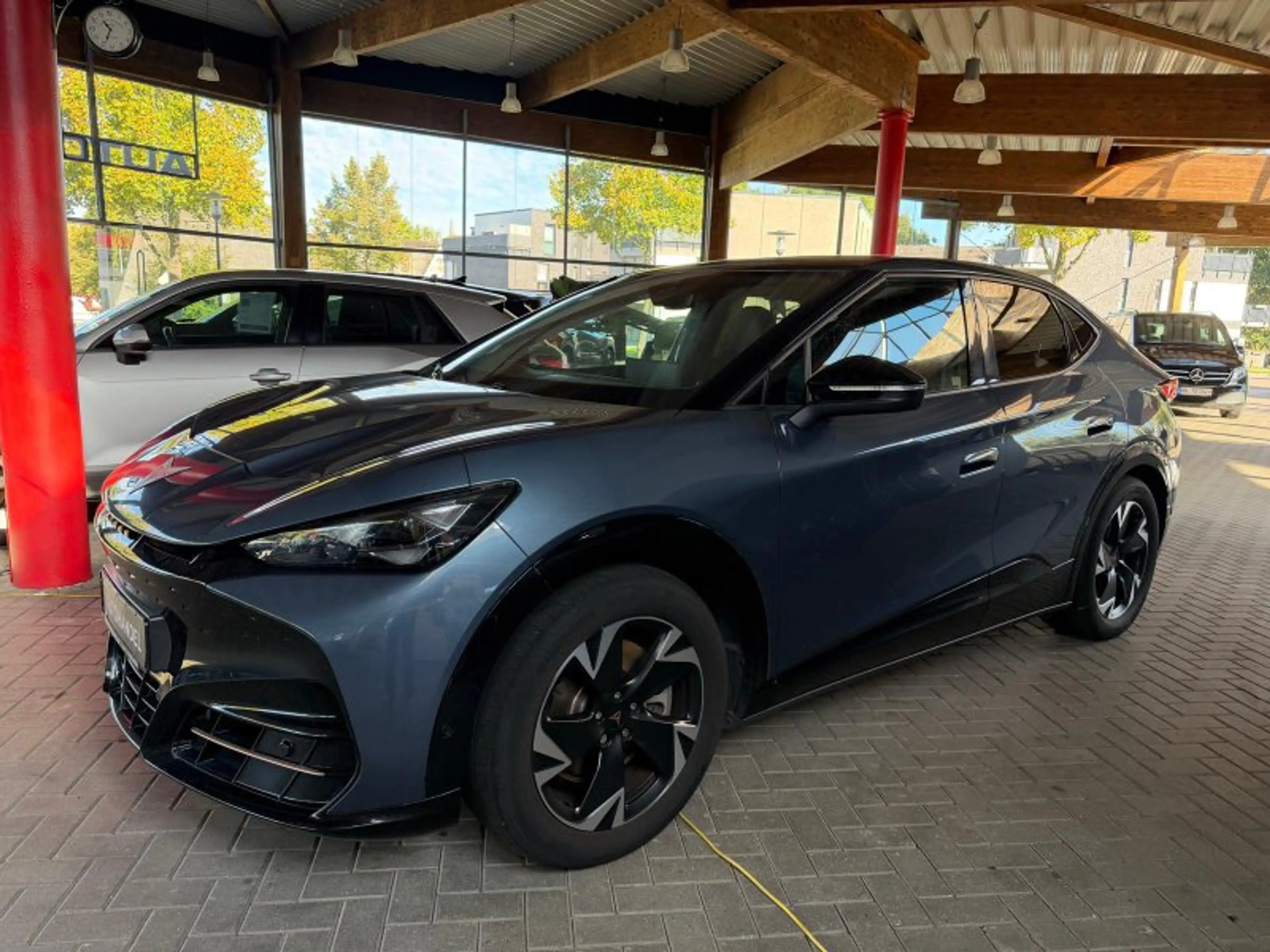 CUPRA Tavascan 210 kW Endurance Sonderlackierung, IPA, Werksgaran