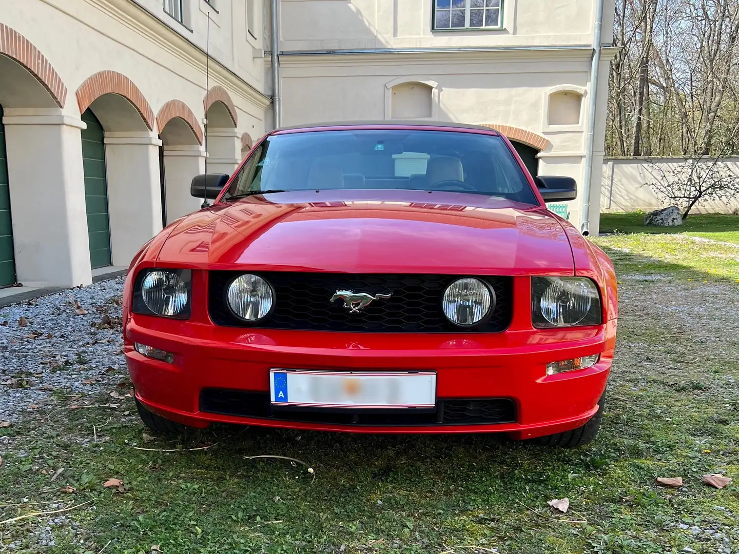 Ford Mustang GT V8 Cabriolet Rot - 1