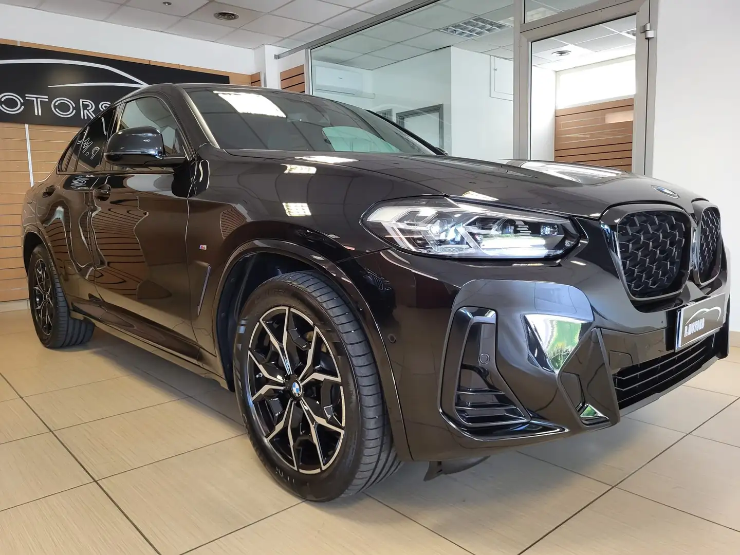 BMW X4 xdrive20d mhev 48V Msport Zwart - 2