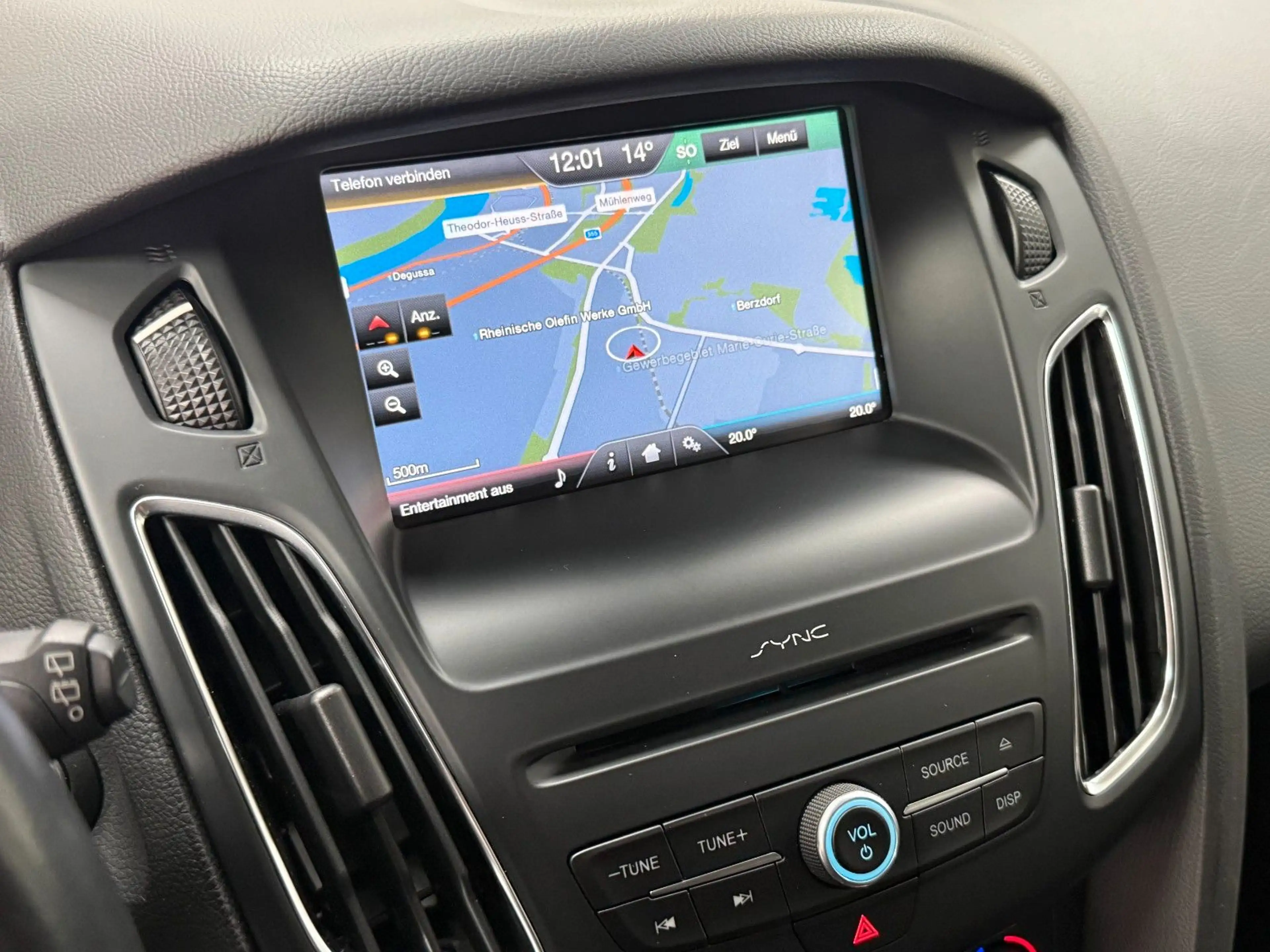 Ford Focus Turnier Titanium/NAVI/KAM/AHK/SHZ/LEDER — photo 15