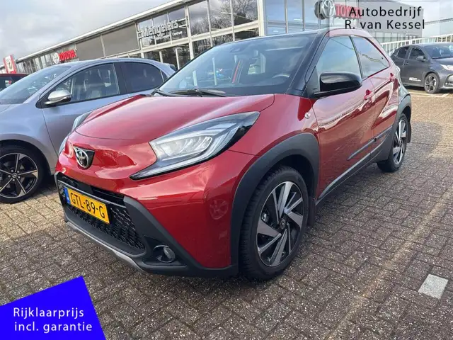 Toyota Aygo X 1.0 VVT-i MT Envy I Luxe uitvoering! I Trekhaak I