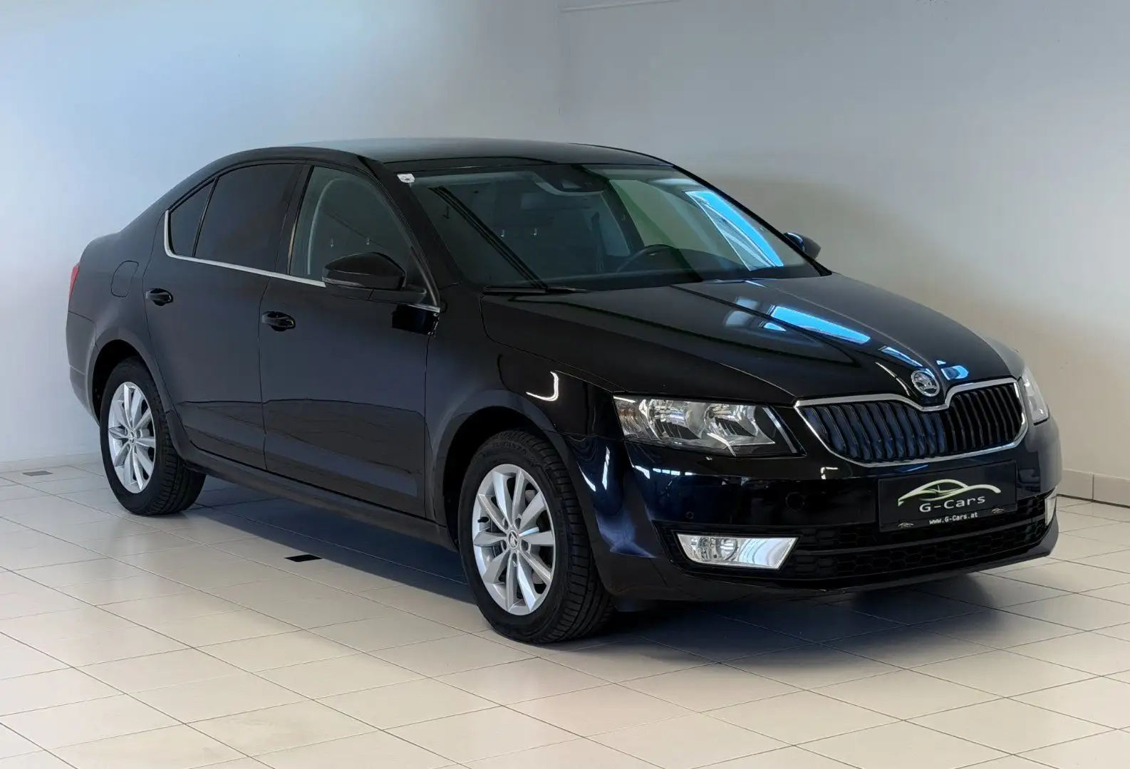 Skoda Octavia Elegance Green Tec 1,6 TDI*SPUR*SHZ*PDC* Schwarz - 1