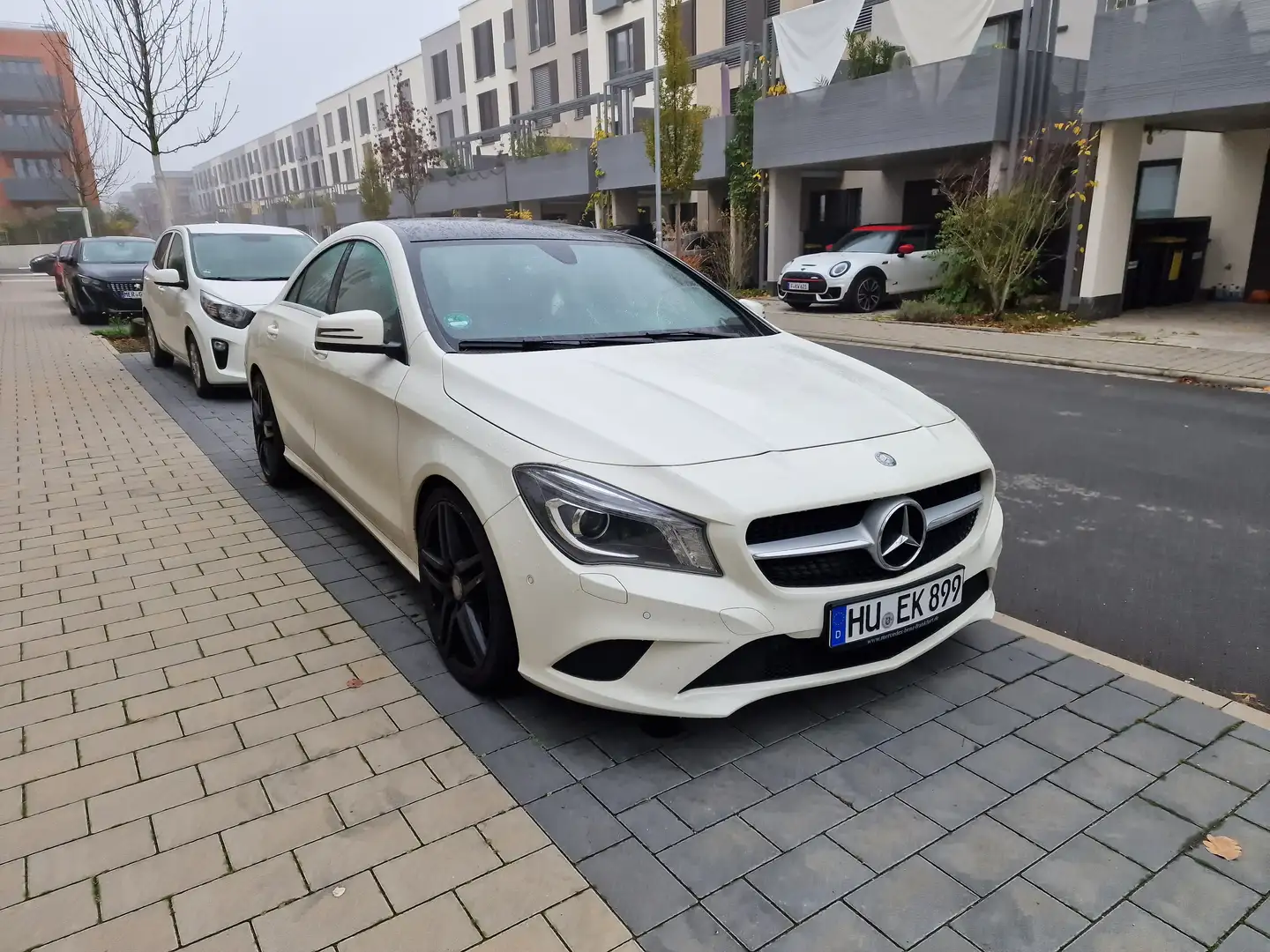 Mercedes-Benz CLA 220 CLA 220 (CDI) d 7G-DCT Urban Білий - 2