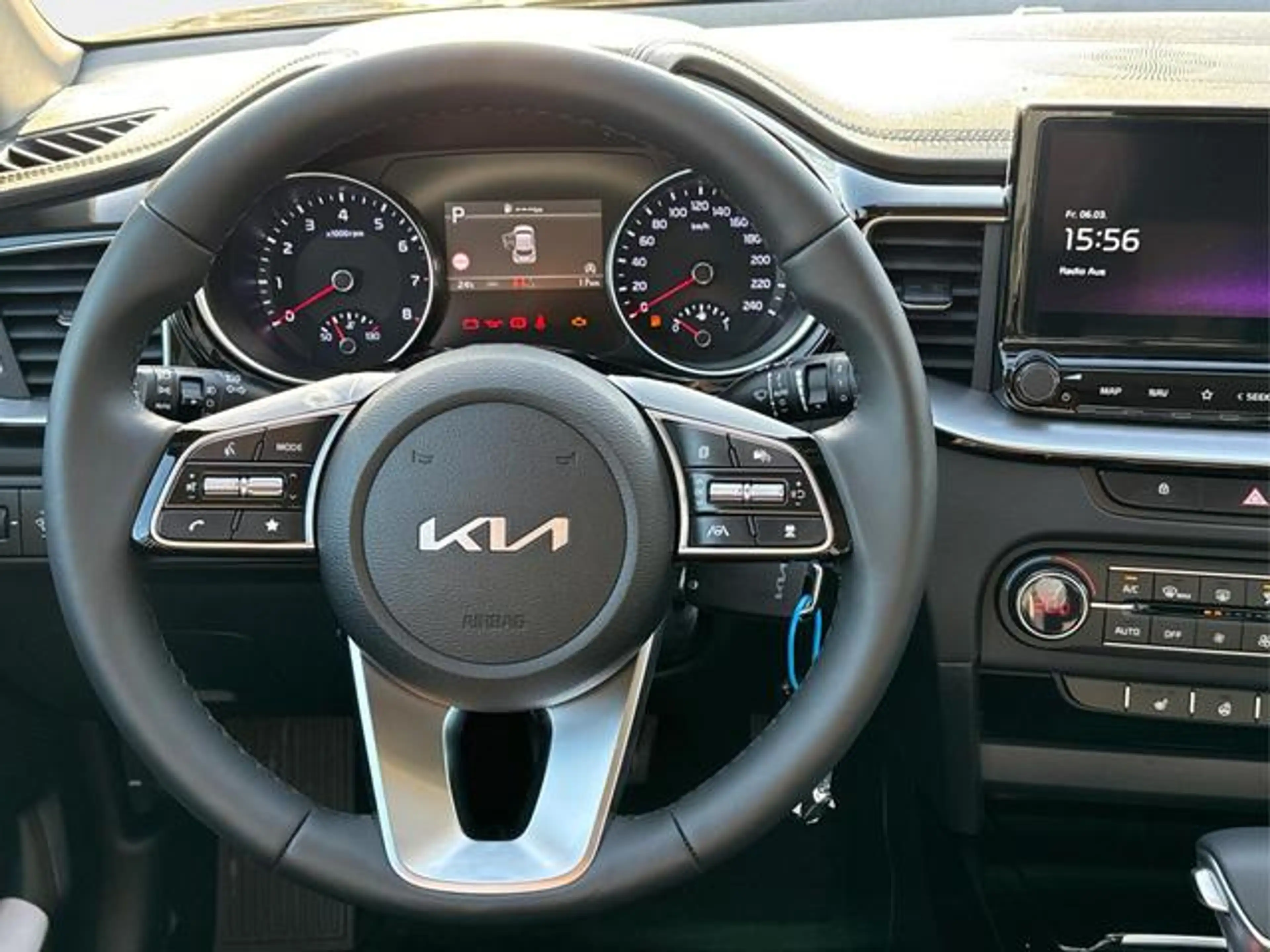 Kia XCeed Exclusive (Vision) SHZ+KAMERA+ACC+NAVI+... — photo 9