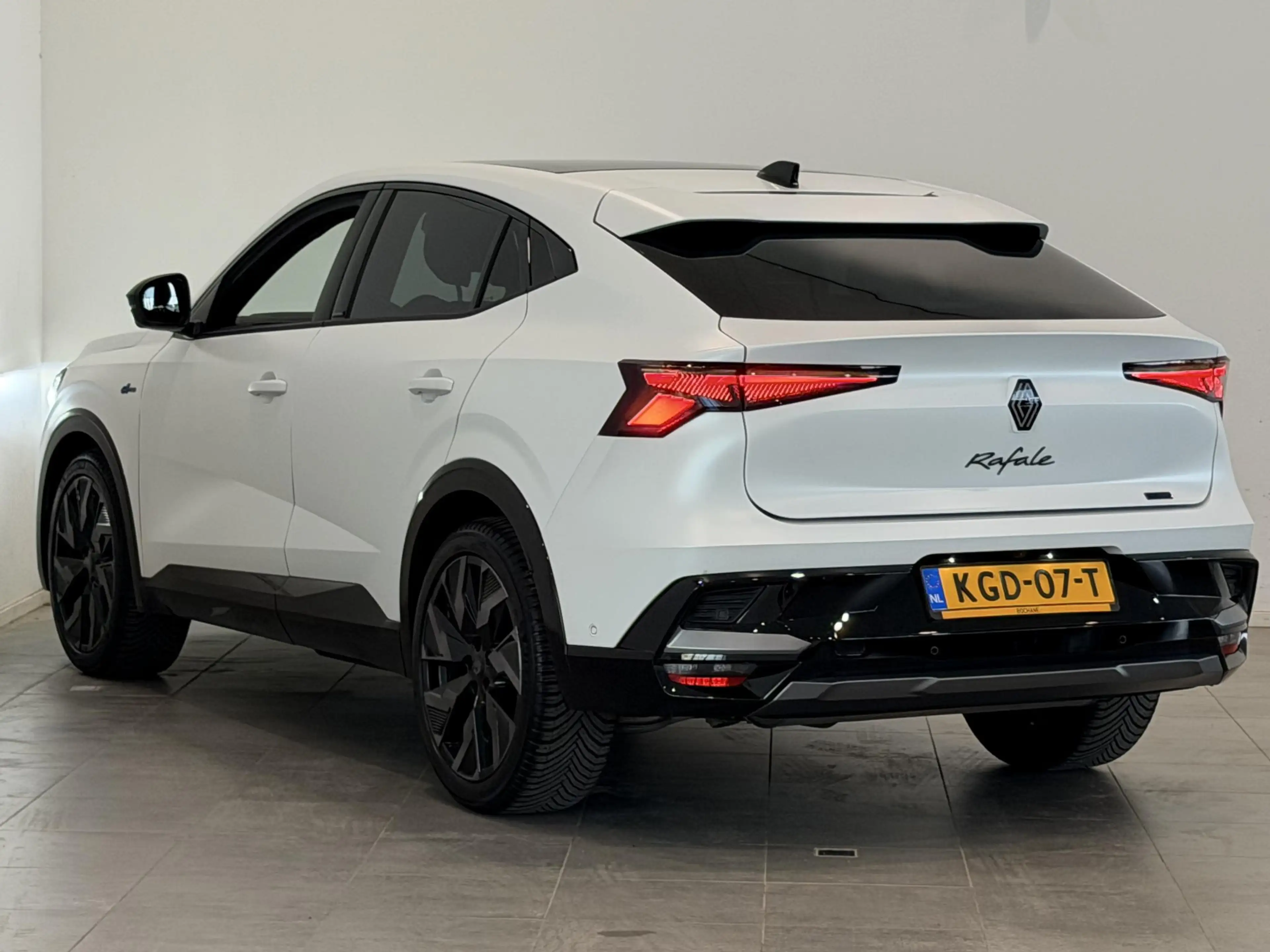 Renault Rafale 1.2 E-Tech Full Hybrid 200 Esprit Alpine | Matrix — photo 6