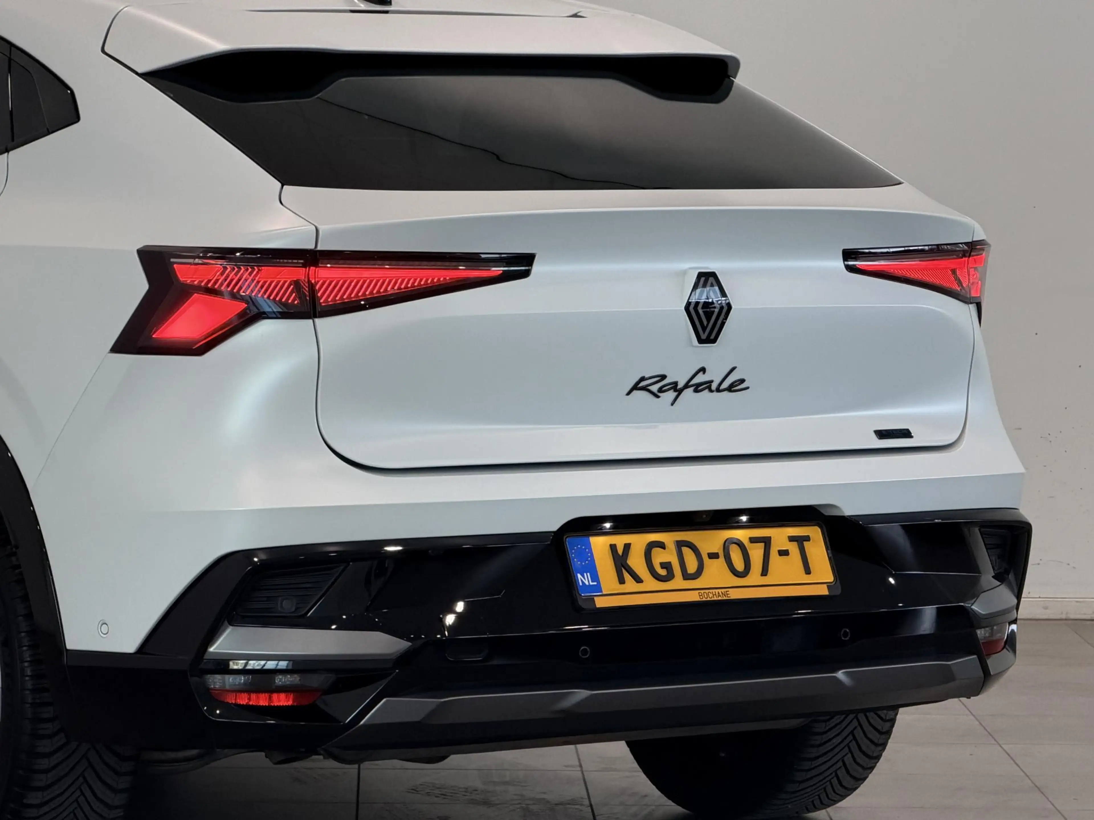 Renault Rafale 1.2 E-Tech Full Hybrid 200 Esprit Alpine | Matrix — photo 34