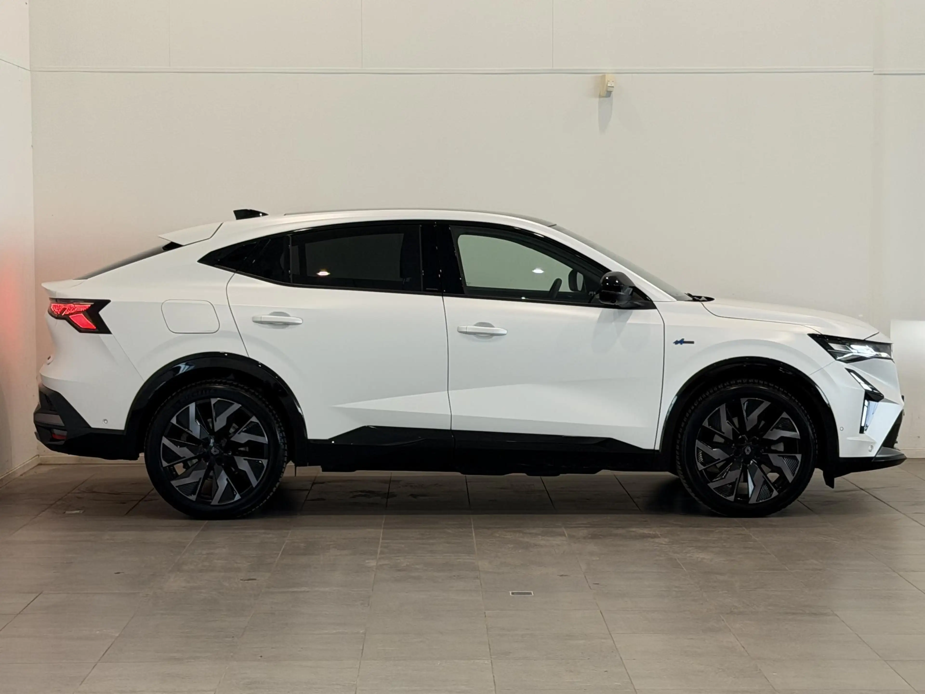 Renault Rafale 1.2 E-Tech Full Hybrid 200 Esprit Alpine | Matrix — photo 18