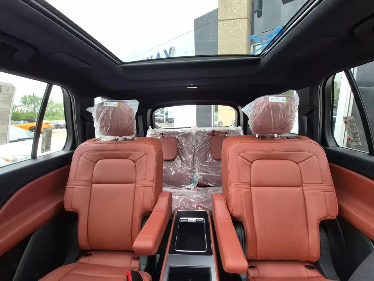 Lincoln Aviator снимка Lincoln Aviator