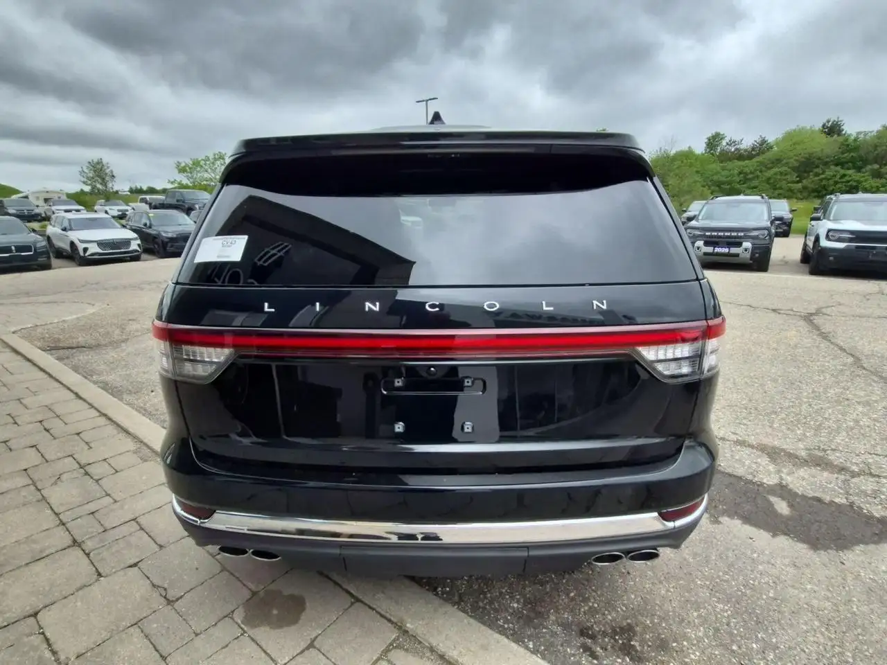 Lincoln Aviator снимка Lincoln Aviator