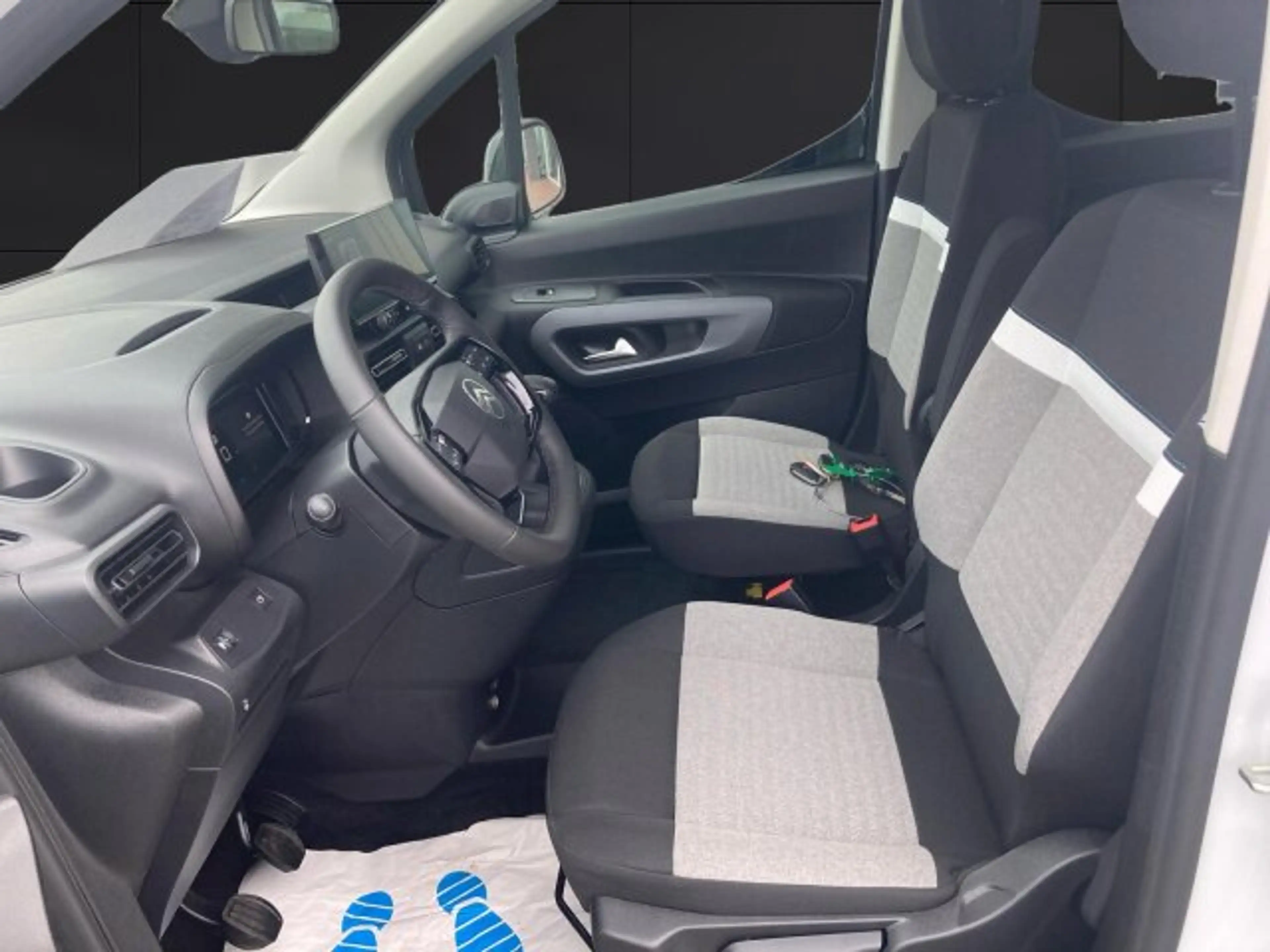 Citroen Berlingo Berlingo M Plus 1.5 D 100 +180°Kamera+LHZ+LED+ — photo 8
