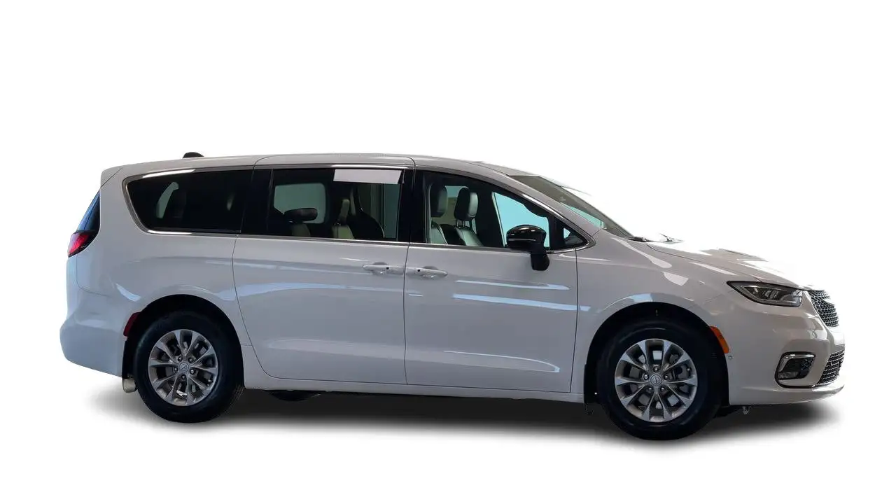 Chrysler Pacifica снимка Chrysler Pacifica
