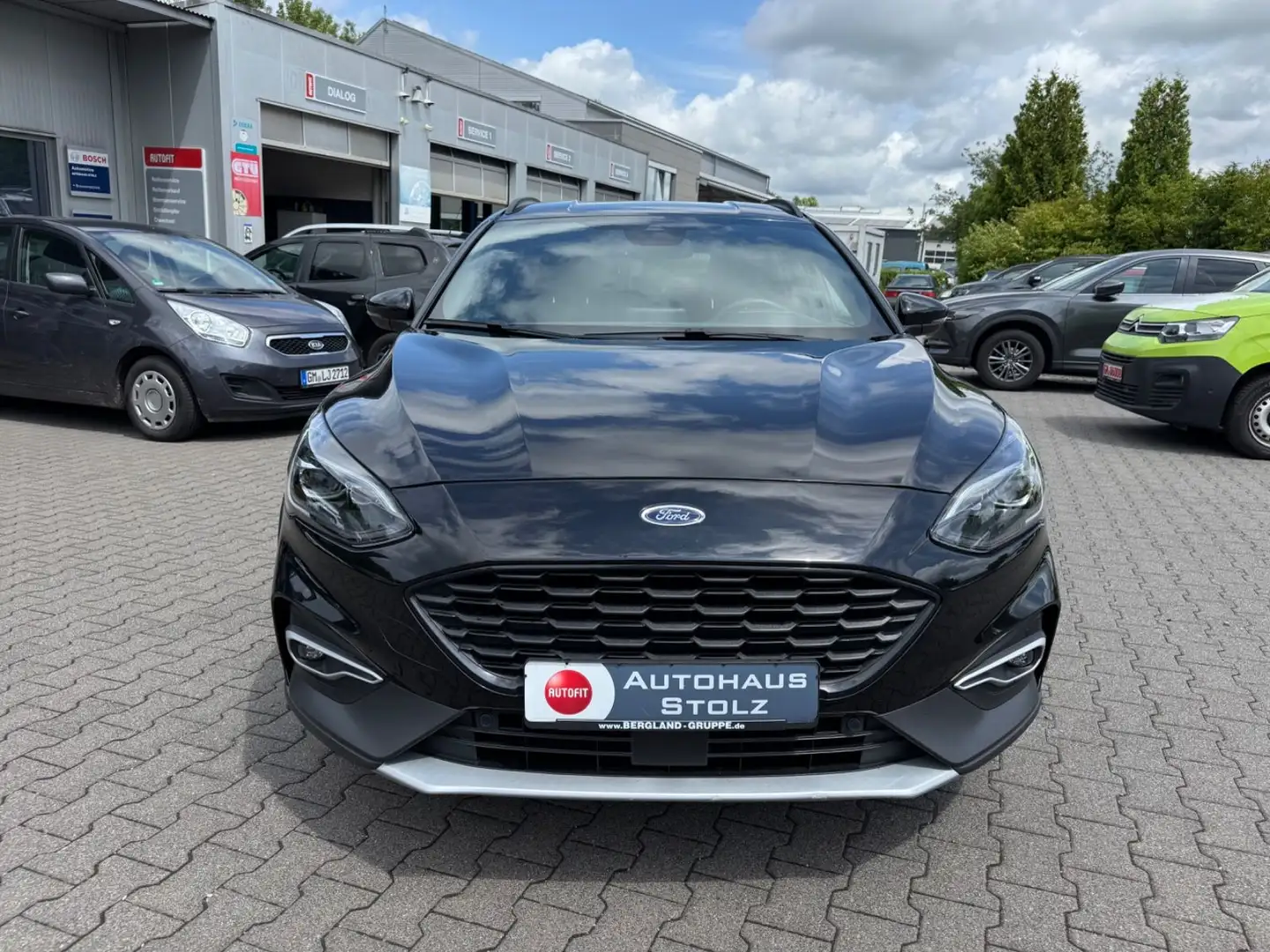 Ford Focus Turnier Active X Schwarz - 2