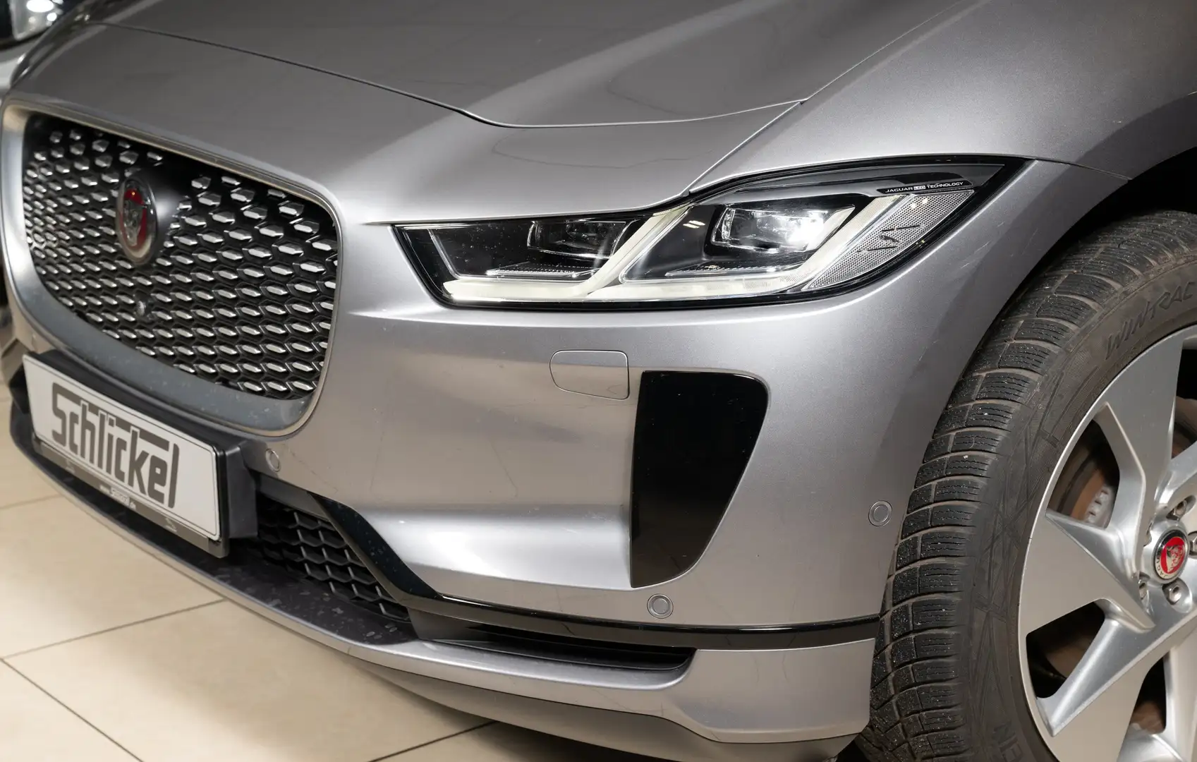 Jaguar I-Pace EV320 SE Leder 360°Kamera Navi Standheizung Grau - 2