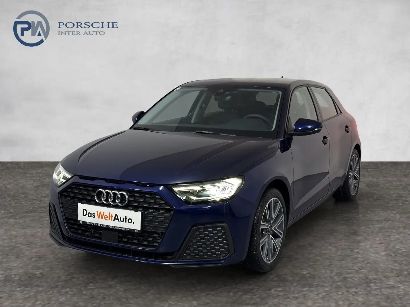 Audi A1 25 TFSI intense Blau - 1