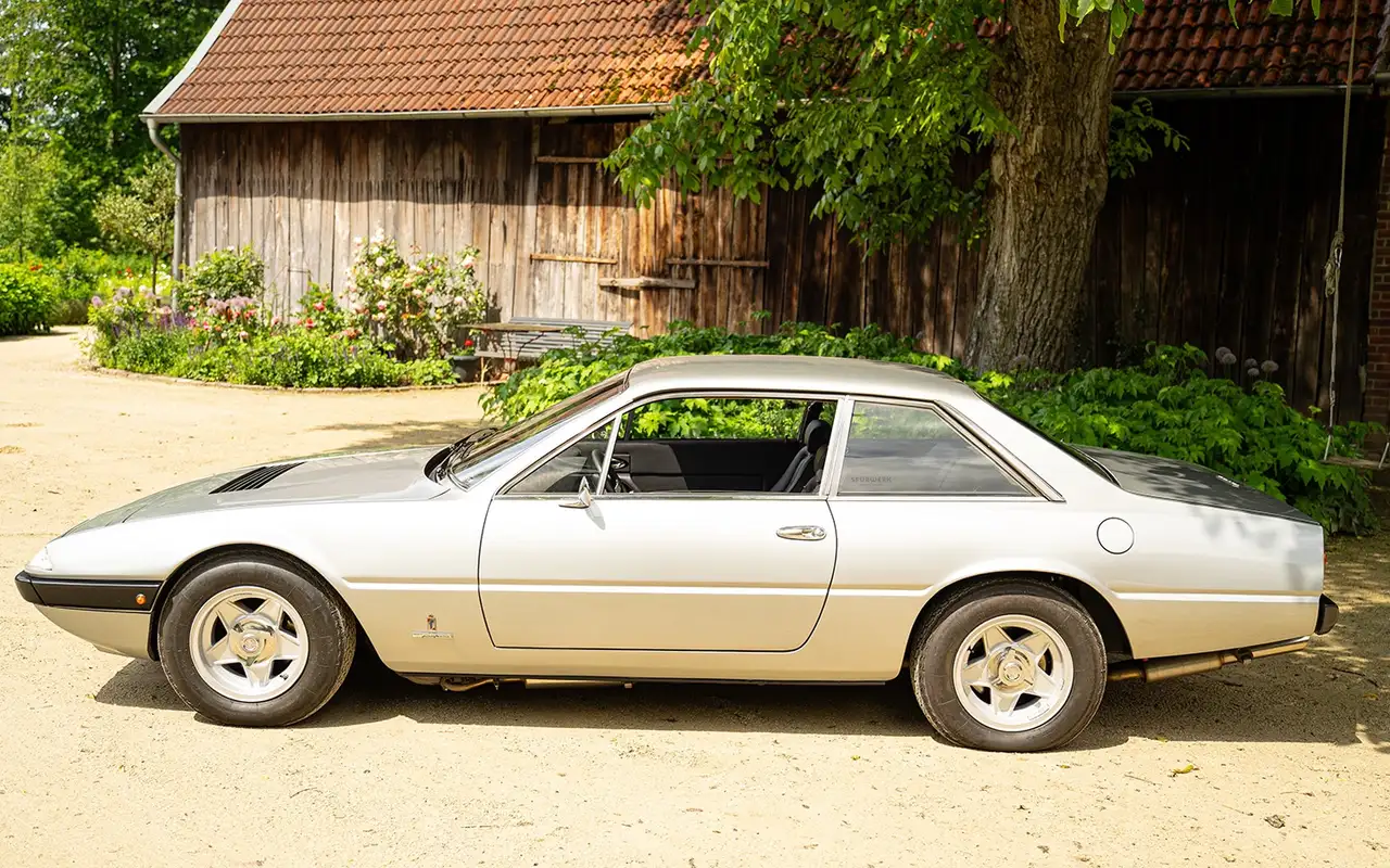 Ferrari 365 GT4 2+2, foto 4