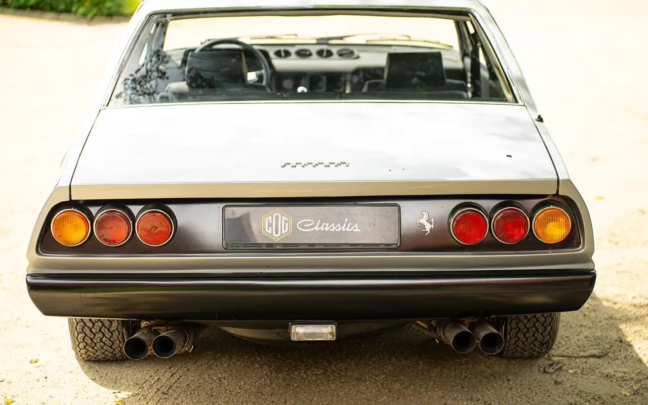 Ferrari 365 GT4 2+2, foto 6