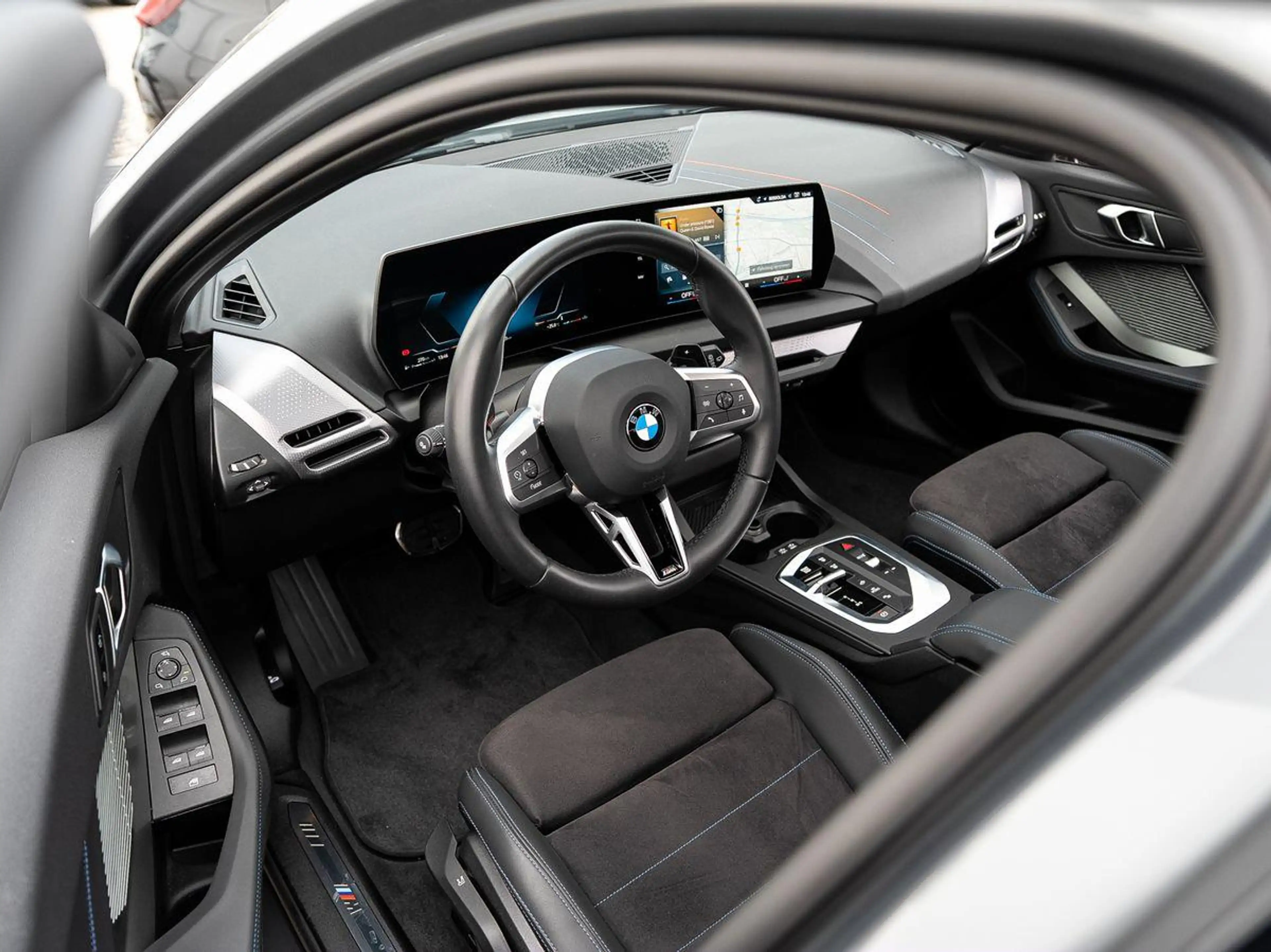 BMW 120 M-Sport AHK PANO AdLED KoZg SHZ SpieglP ParkA — photo 11