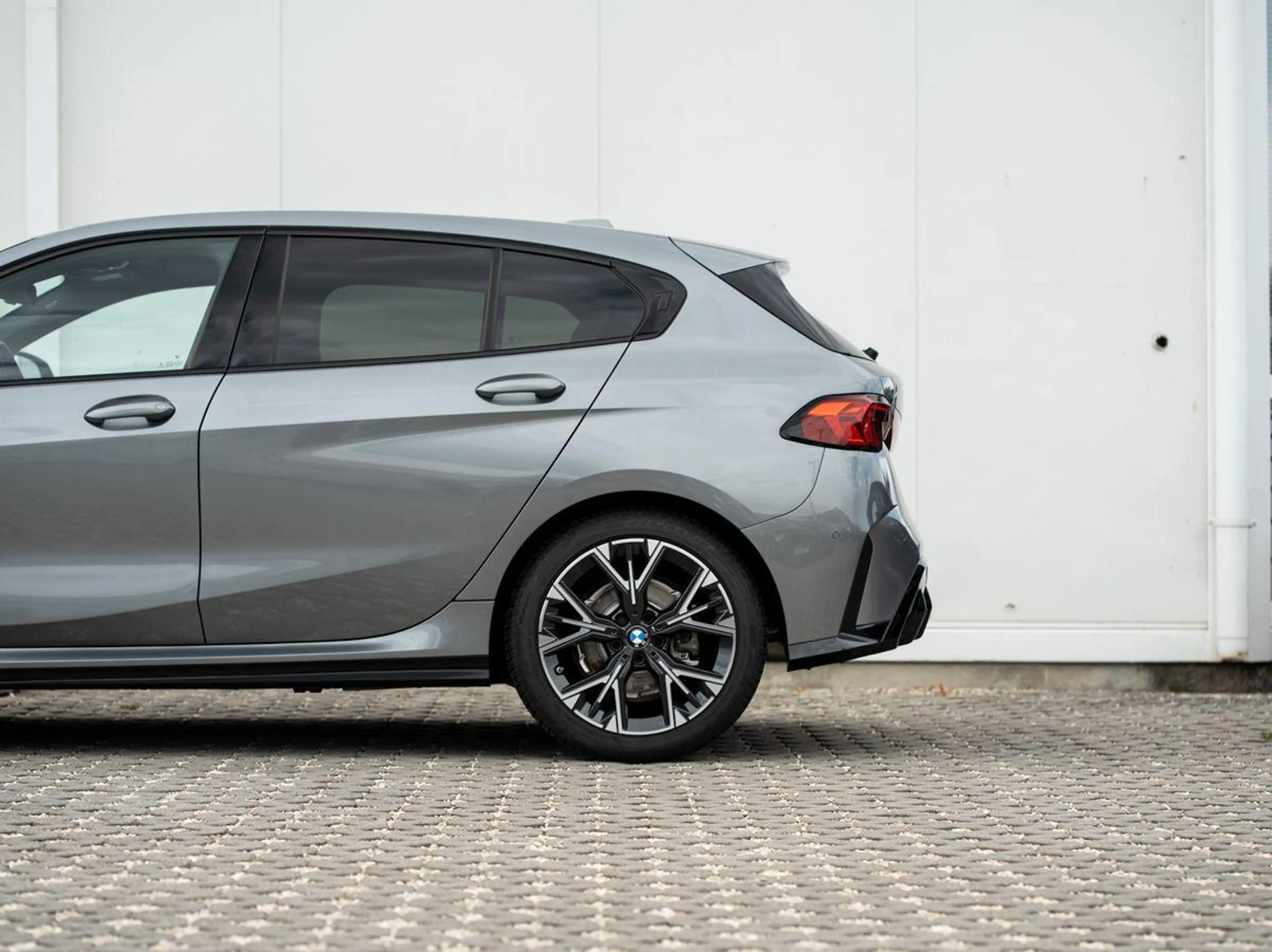 BMW 120 M-Sport AHK PANO AdLED KoZg SHZ SpieglP ParkA — photo 10